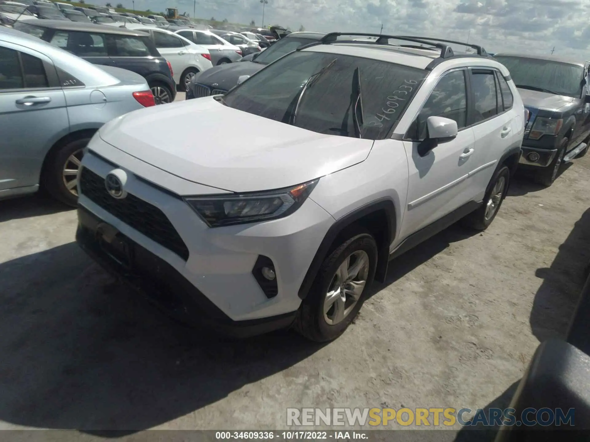 2 fotografías del automóvil dañado 2T3P1RFV4MC192514 TOYOTA RAV4 2021