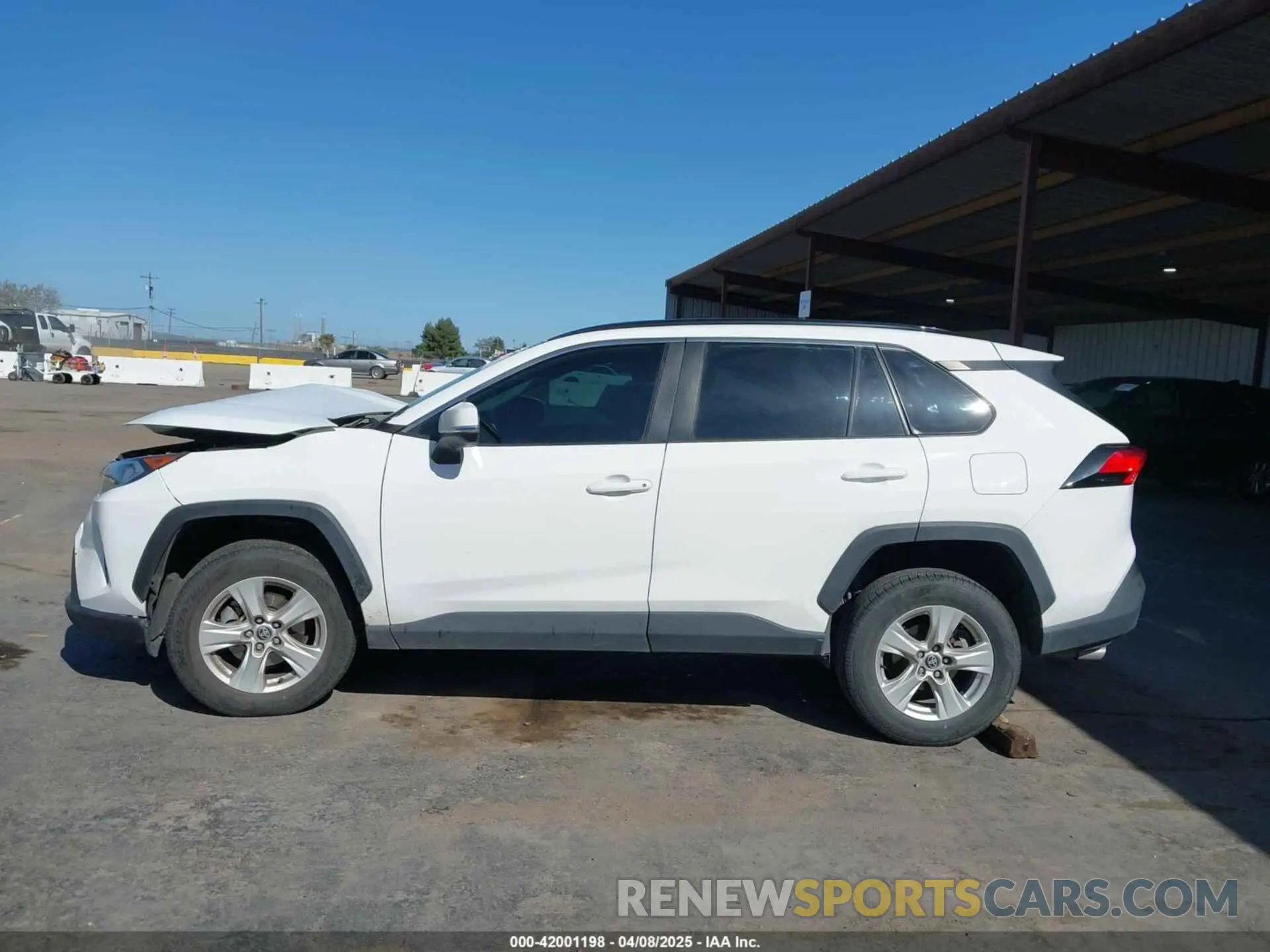 14 fotografías del automóvil dañado 2T3P1RFV4MC210249 TOYOTA RAV4 2021