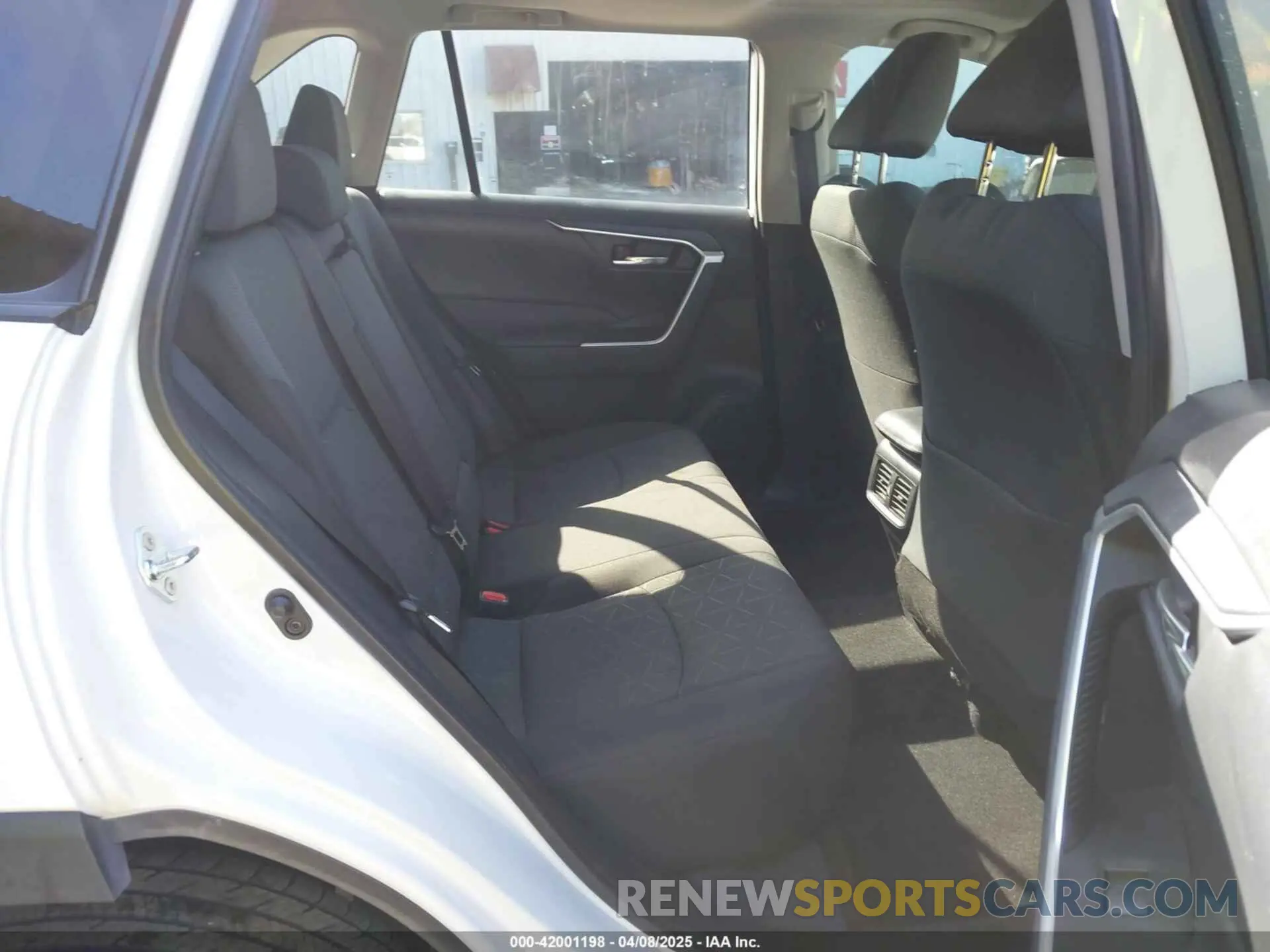 8 fotografías del automóvil dañado 2T3P1RFV4MC210249 TOYOTA RAV4 2021