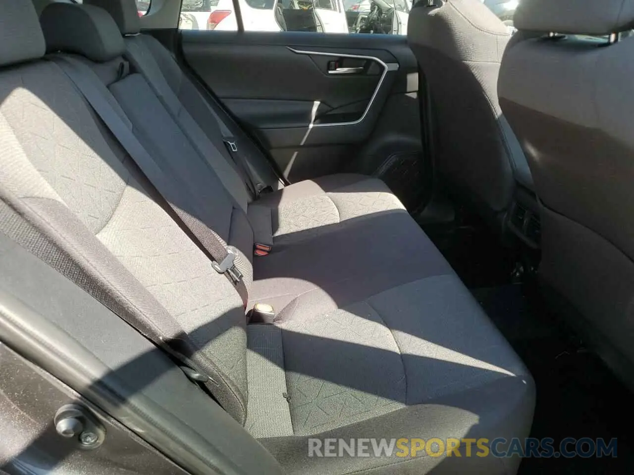 11 fotografías del automóvil dañado 2T3P1RFV4MC247401 TOYOTA RAV4 2021