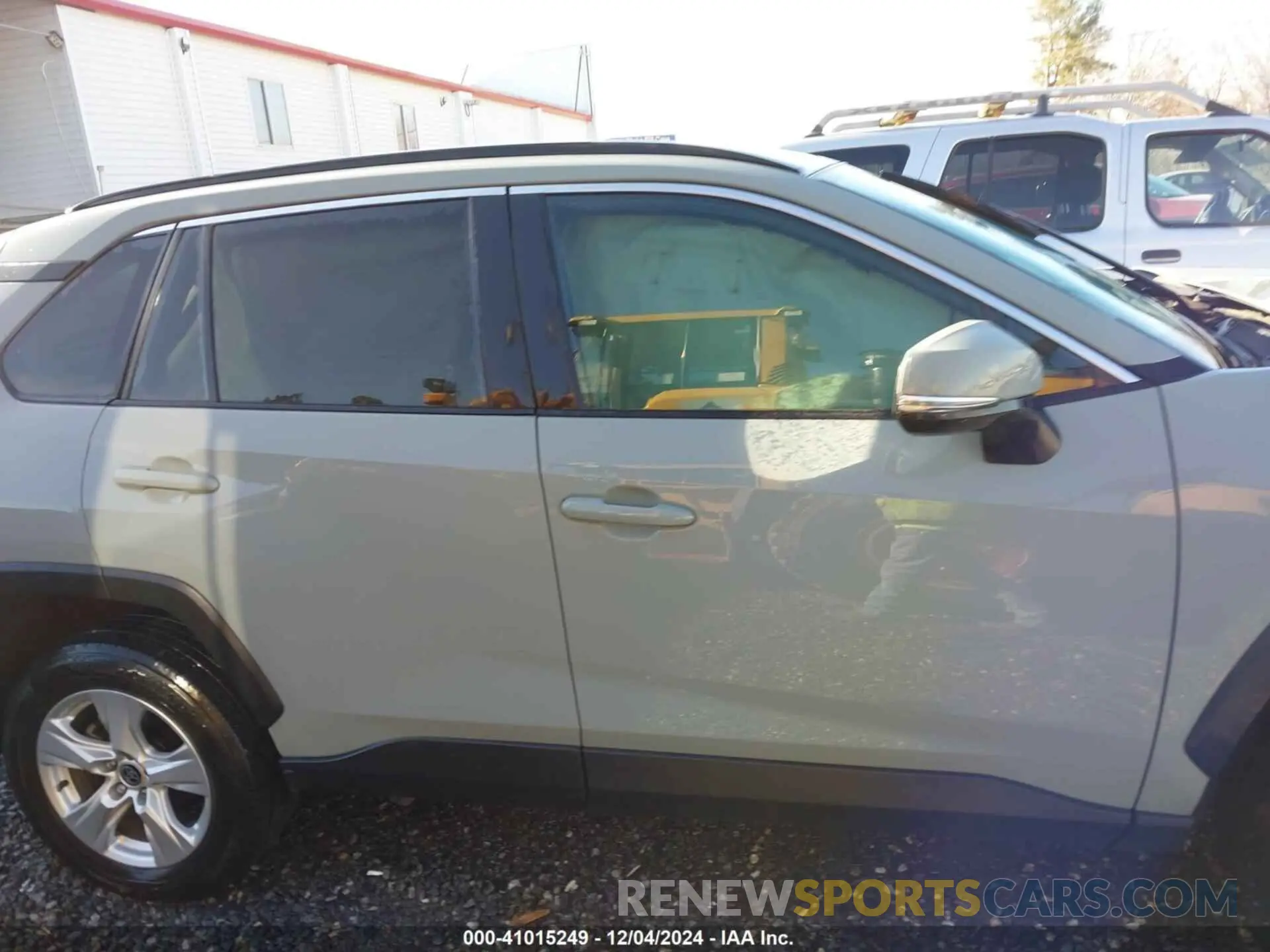 13 fotografías del automóvil dañado 2T3P1RFV4MW180460 TOYOTA RAV4 2021