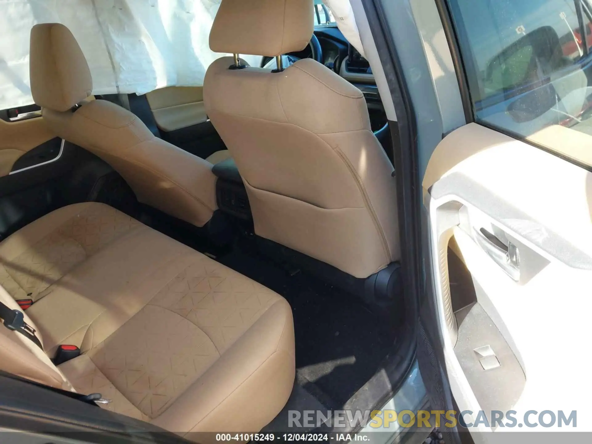 8 fotografías del automóvil dañado 2T3P1RFV4MW180460 TOYOTA RAV4 2021