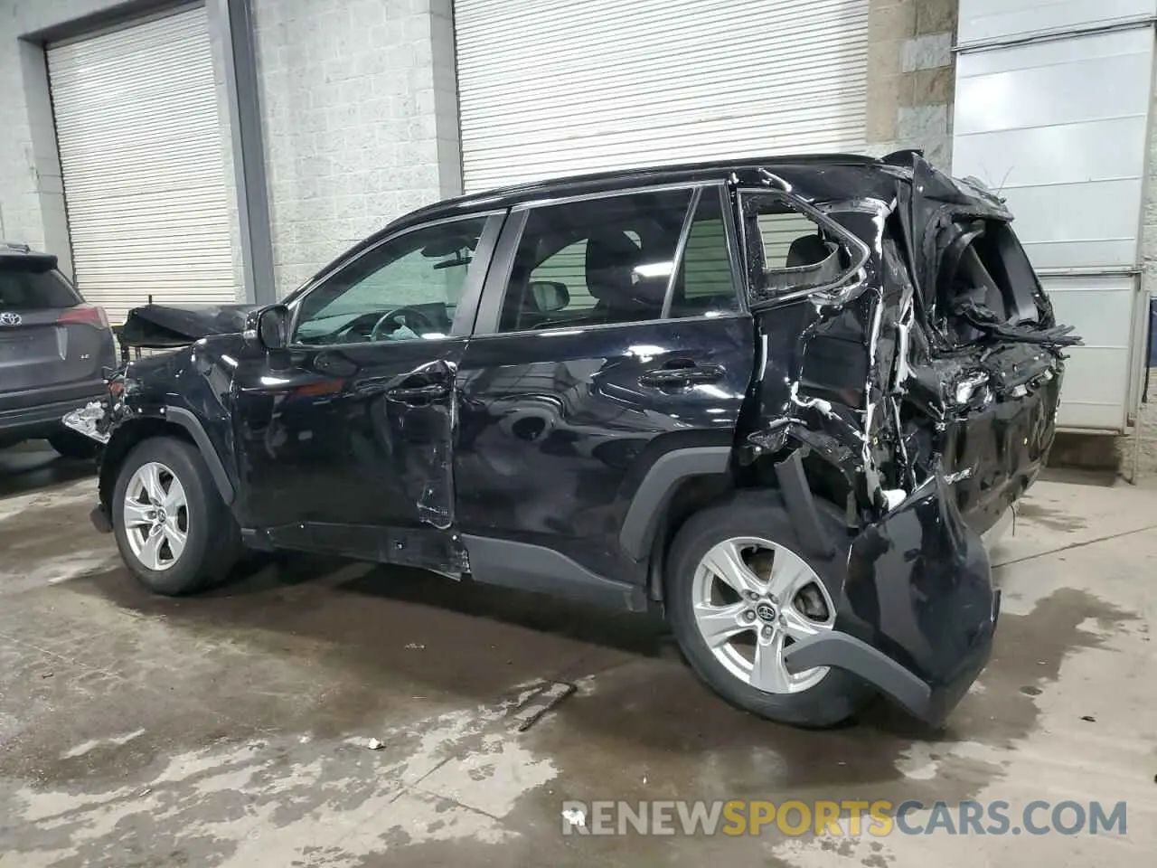 2 fotografías del automóvil dañado 2T3P1RFV5MC166827 TOYOTA RAV4 2021