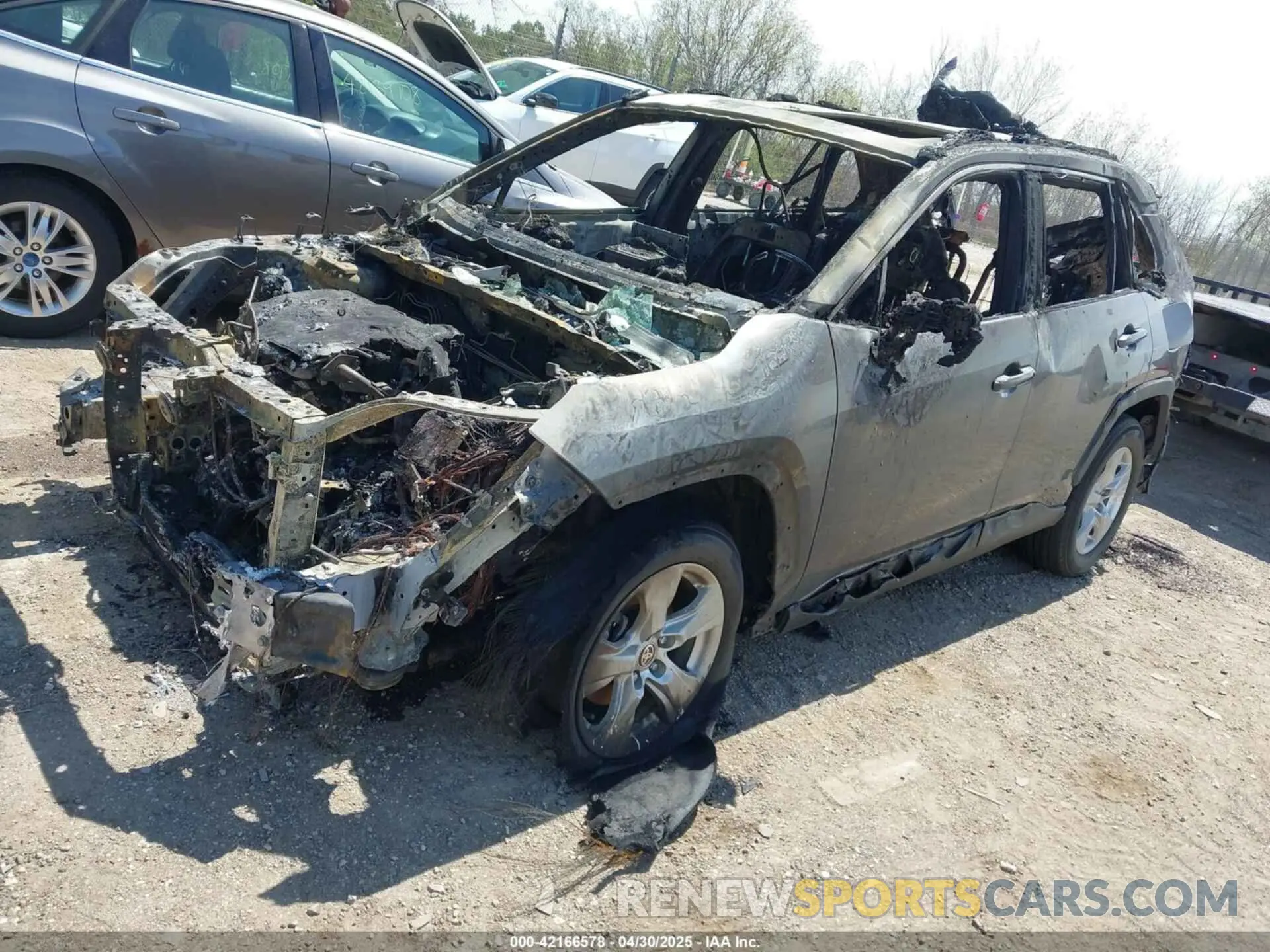 2 fotografías del automóvil dañado 2T3P1RFV5MC187936 TOYOTA RAV4 2021
