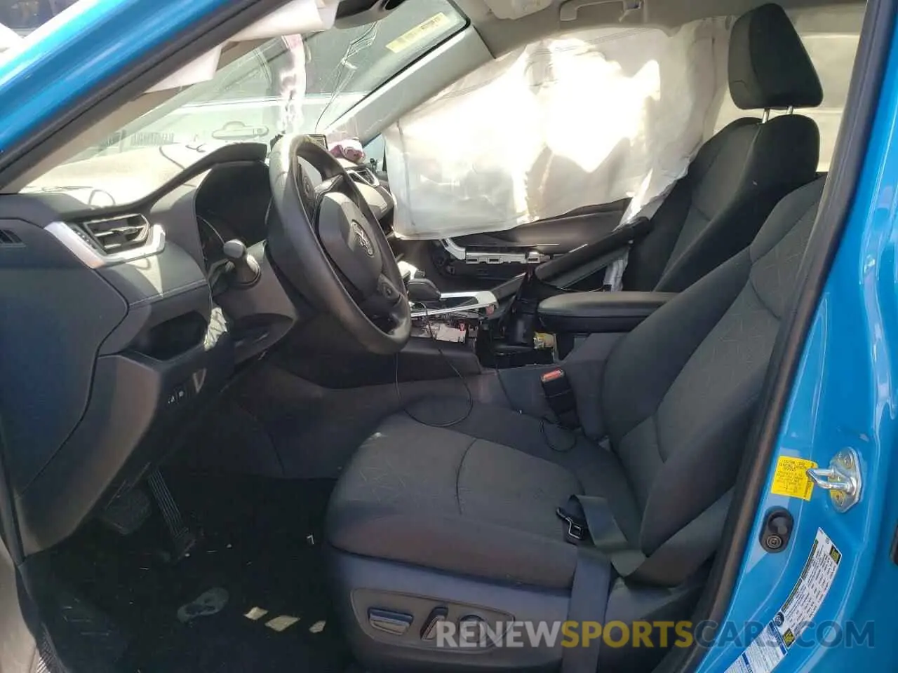 5 fotografías del automóvil dañado 2T3P1RFV5MW212011 TOYOTA RAV4 2021