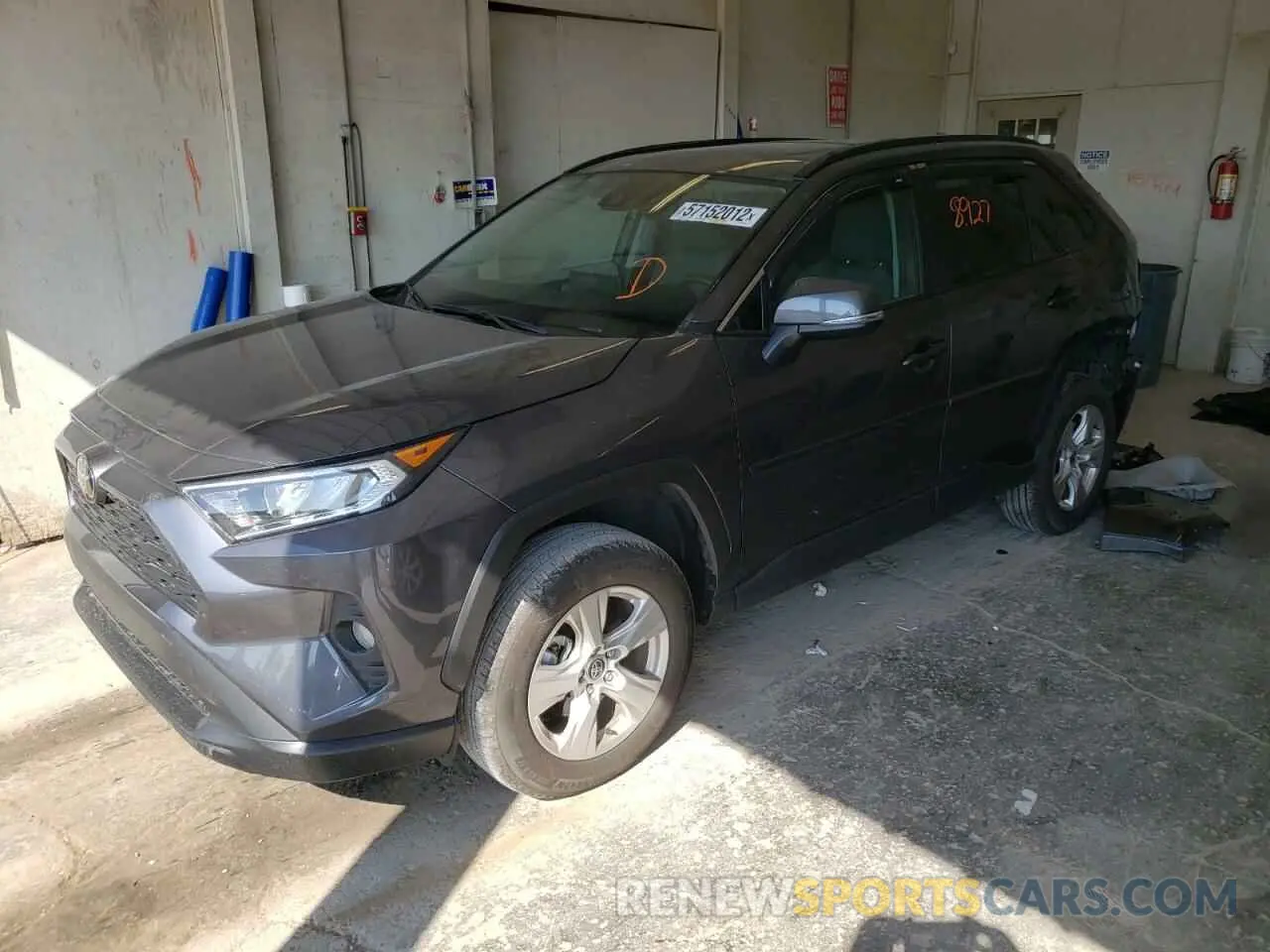 2 fotografías del automóvil dañado 2T3P1RFV5MW244988 TOYOTA RAV4 2021