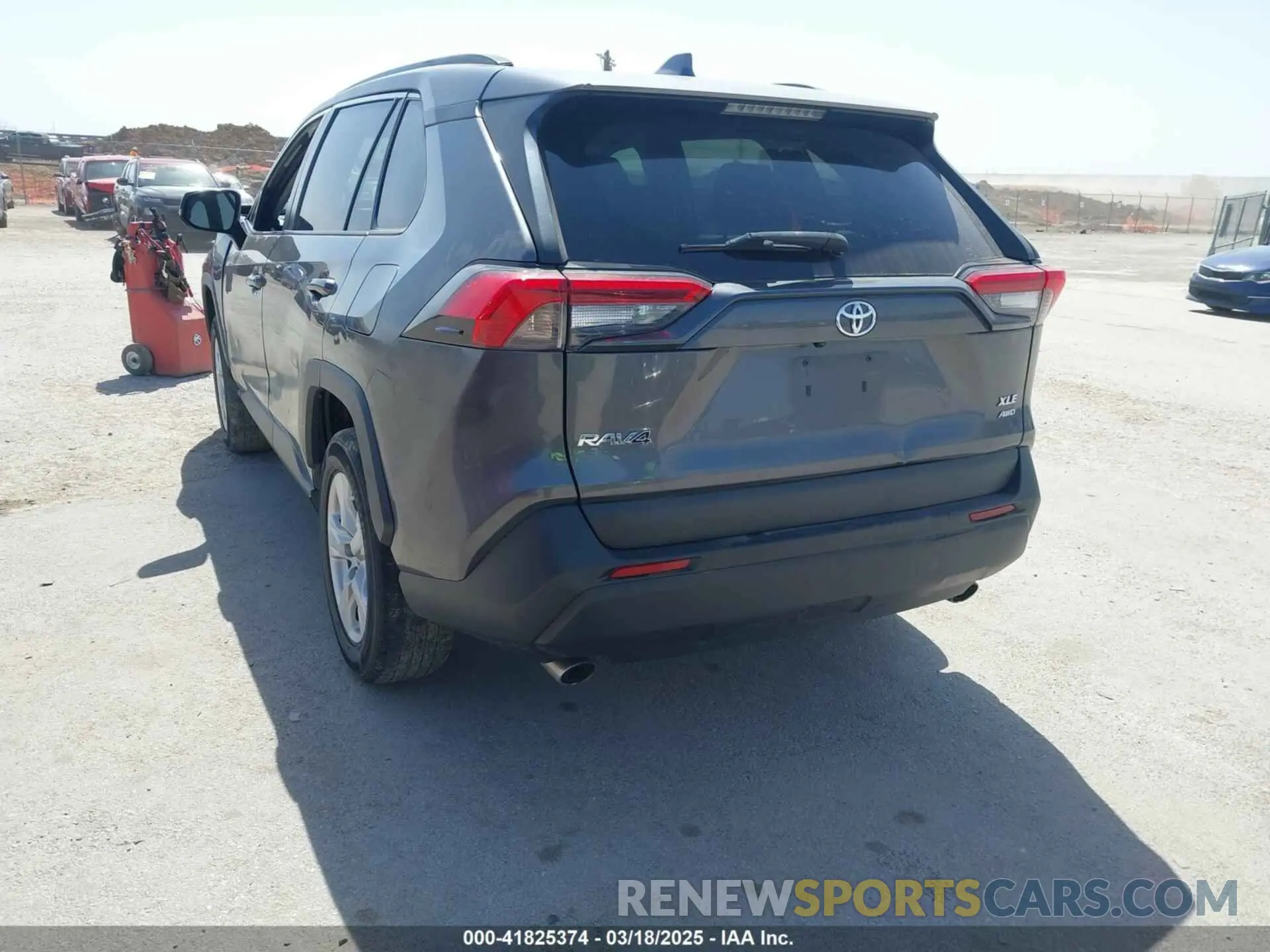 3 fotografías del automóvil dañado 2T3P1RFV6MC143475 TOYOTA RAV4 2021