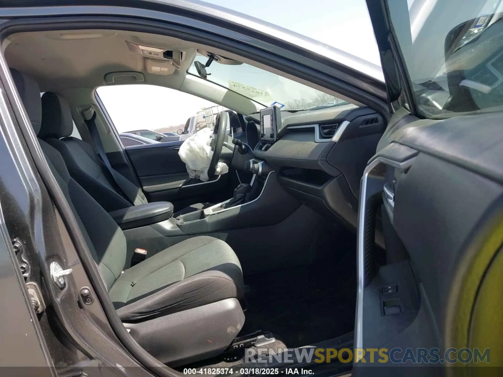 5 fotografías del automóvil dañado 2T3P1RFV6MC143475 TOYOTA RAV4 2021