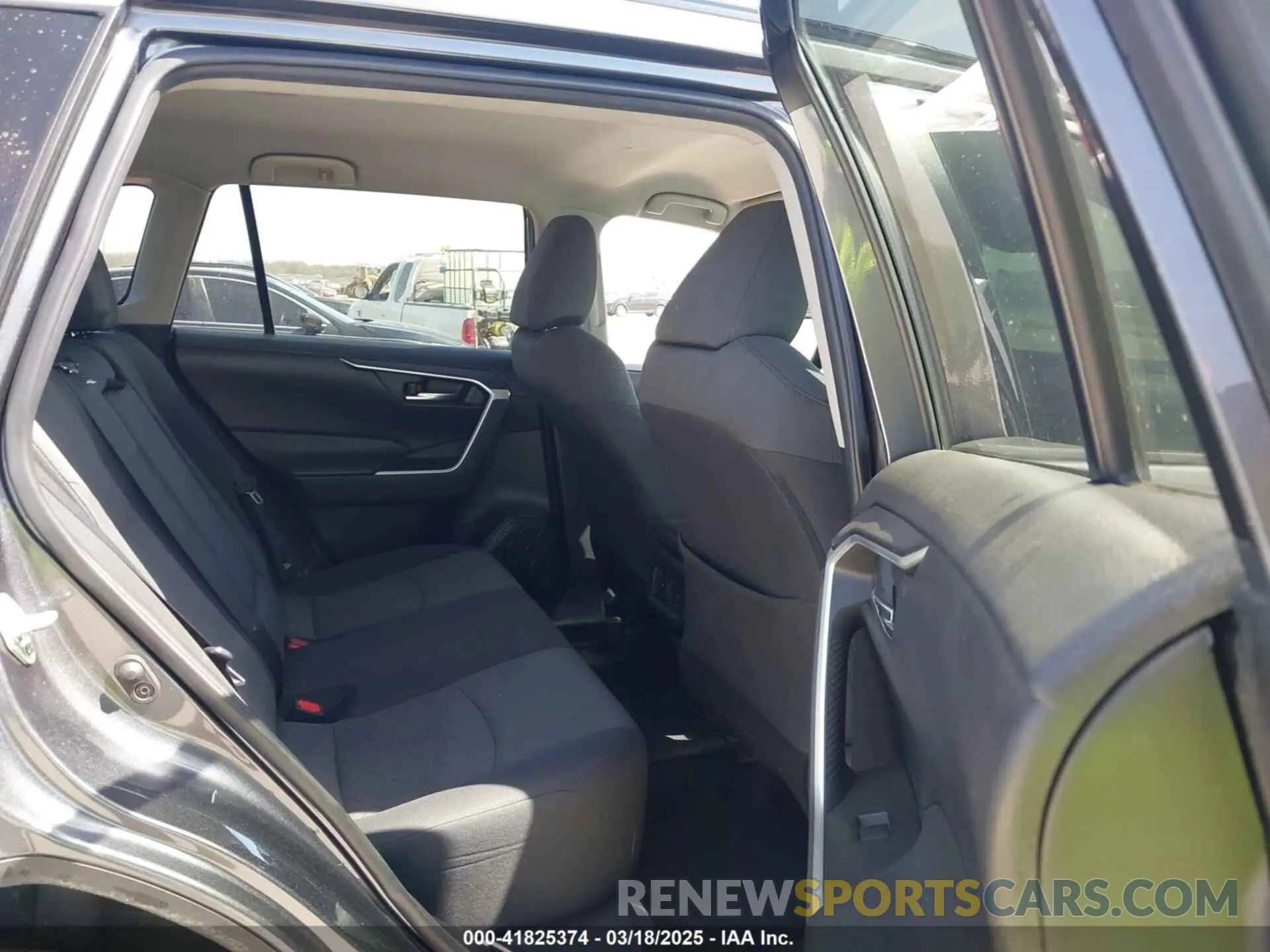 8 fotografías del automóvil dañado 2T3P1RFV6MC143475 TOYOTA RAV4 2021