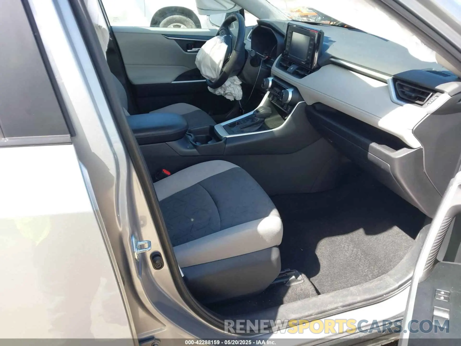 5 fotografías del automóvil dañado 2T3P1RFV6MC153214 TOYOTA RAV4 2021