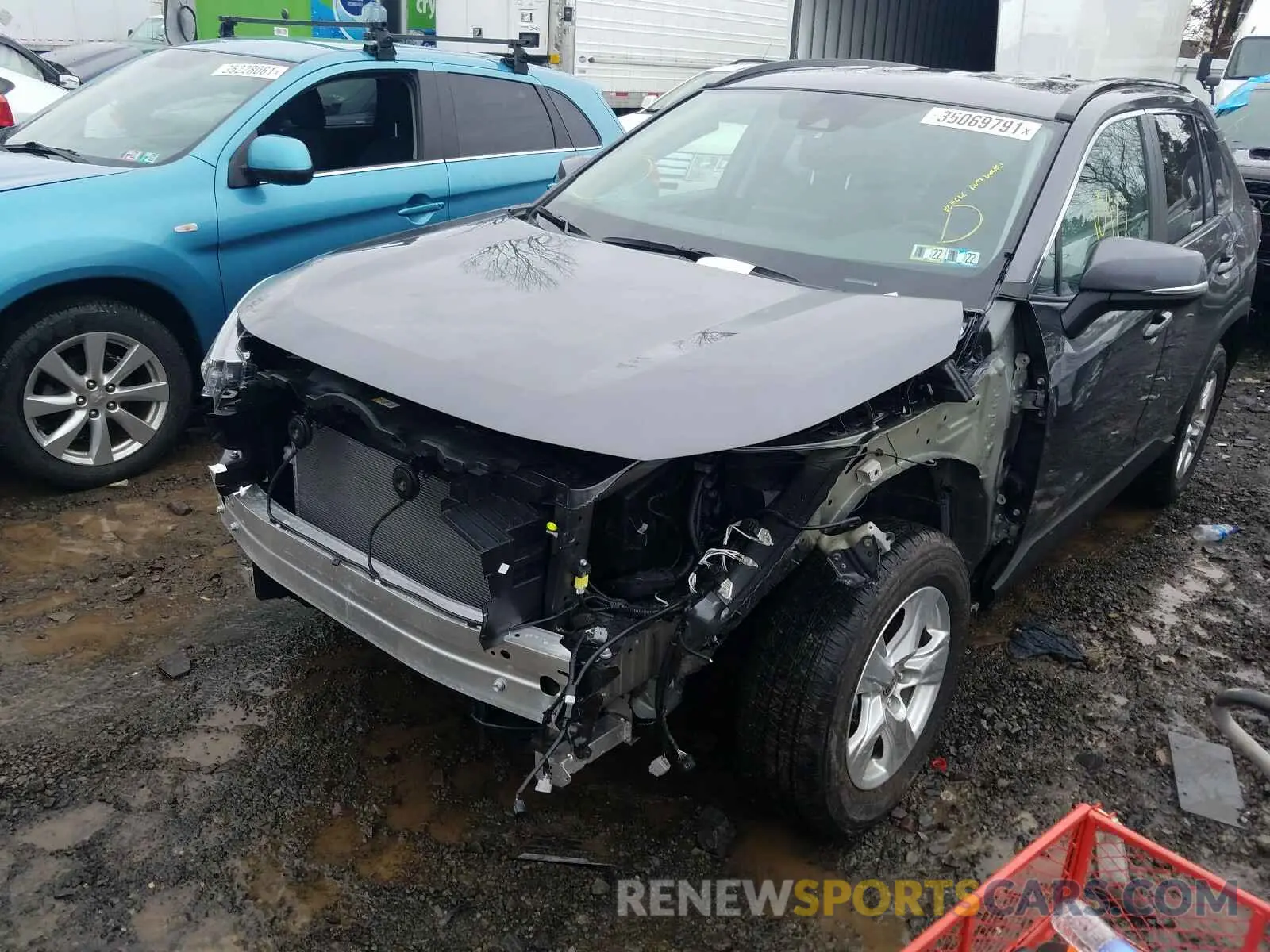 2 fotografías del automóvil dañado 2T3P1RFV6MC177402 TOYOTA RAV4 2021