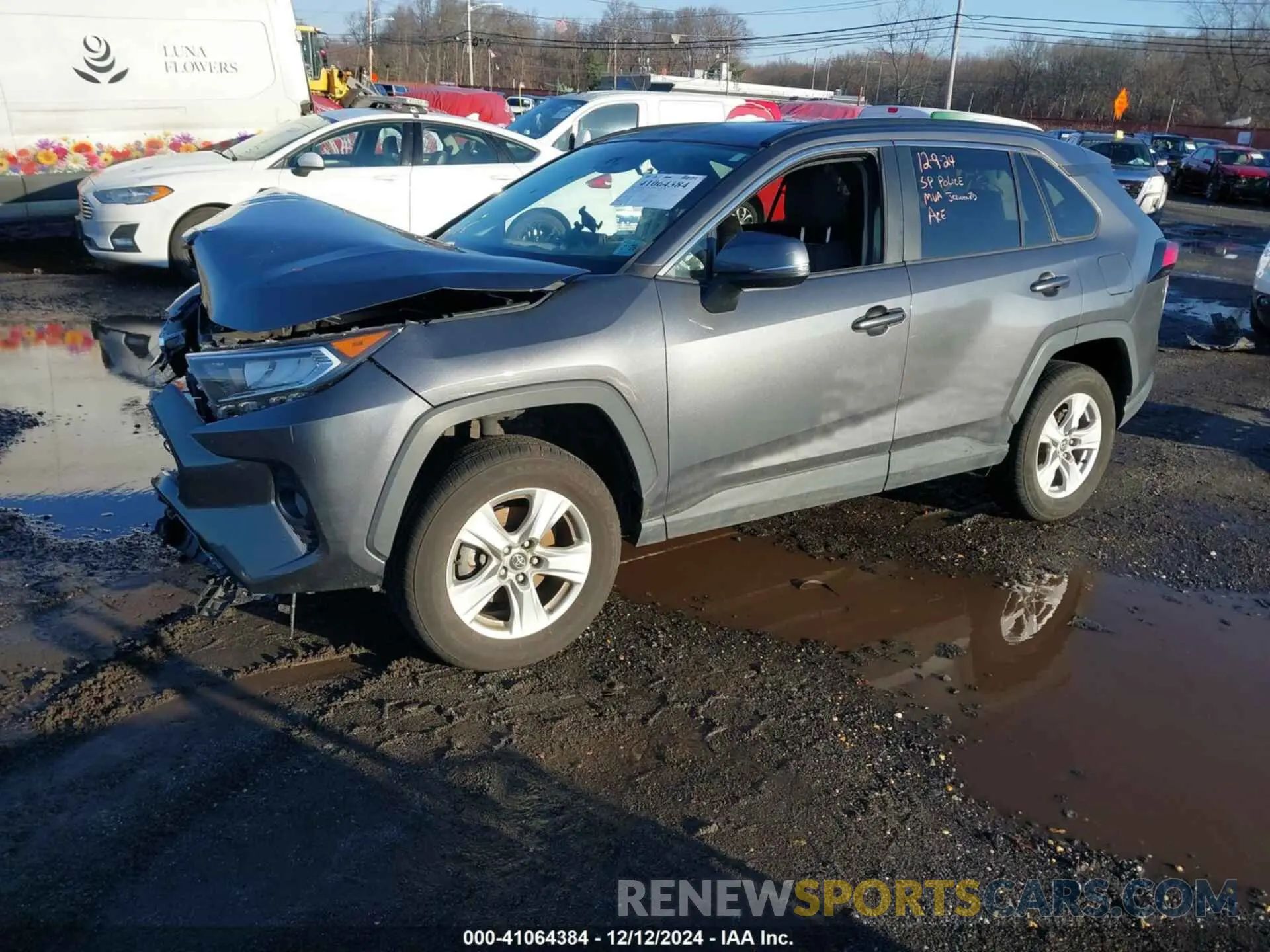 2 fotografías del automóvil dañado 2T3P1RFV7MC143551 TOYOTA RAV4 2021