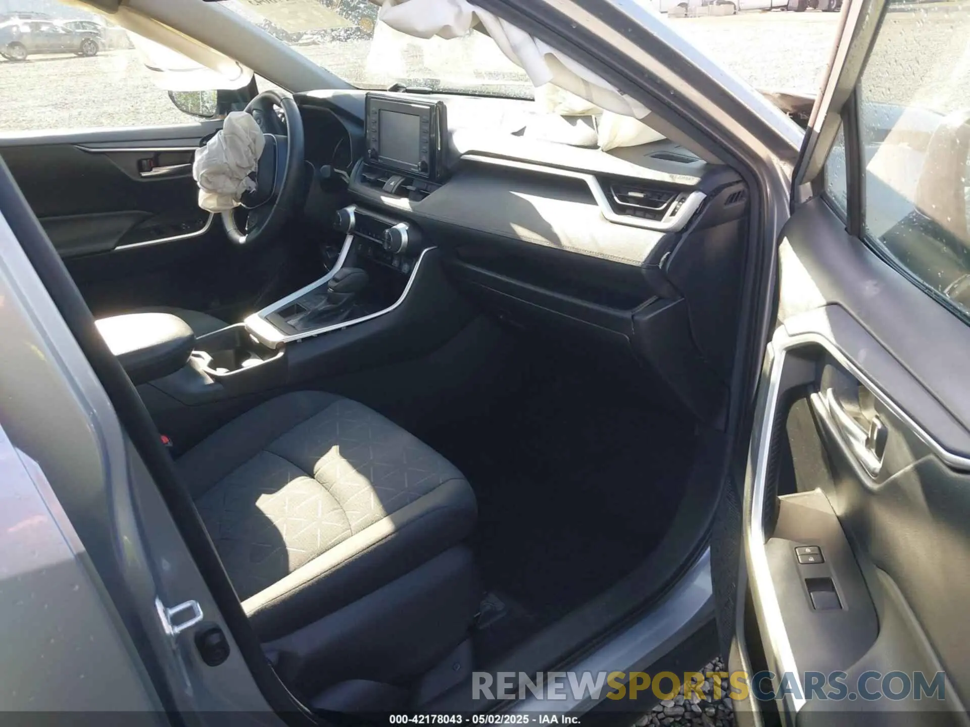 5 fotografías del automóvil dañado 2T3P1RFV7MC212805 TOYOTA RAV4 2021
