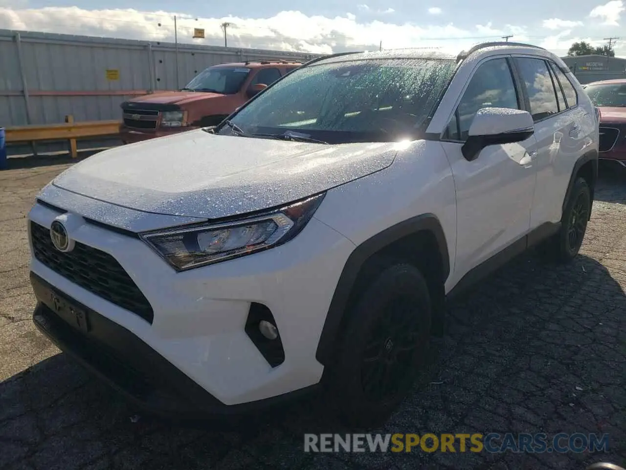 2 fotografías del automóvil dañado 2T3P1RFV7MC225005 TOYOTA RAV4 2021