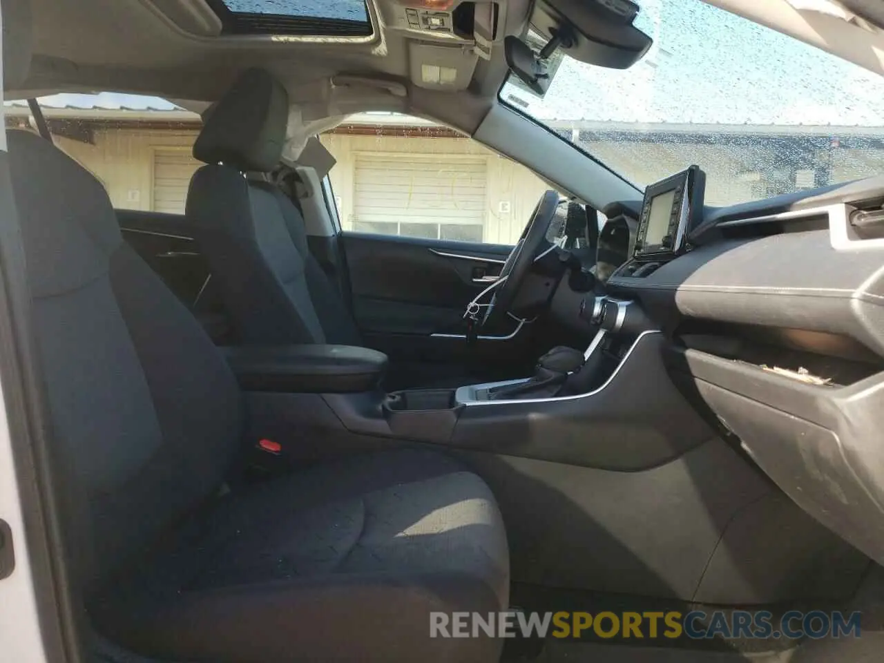 5 fotografías del automóvil dañado 2T3P1RFV7MC225005 TOYOTA RAV4 2021