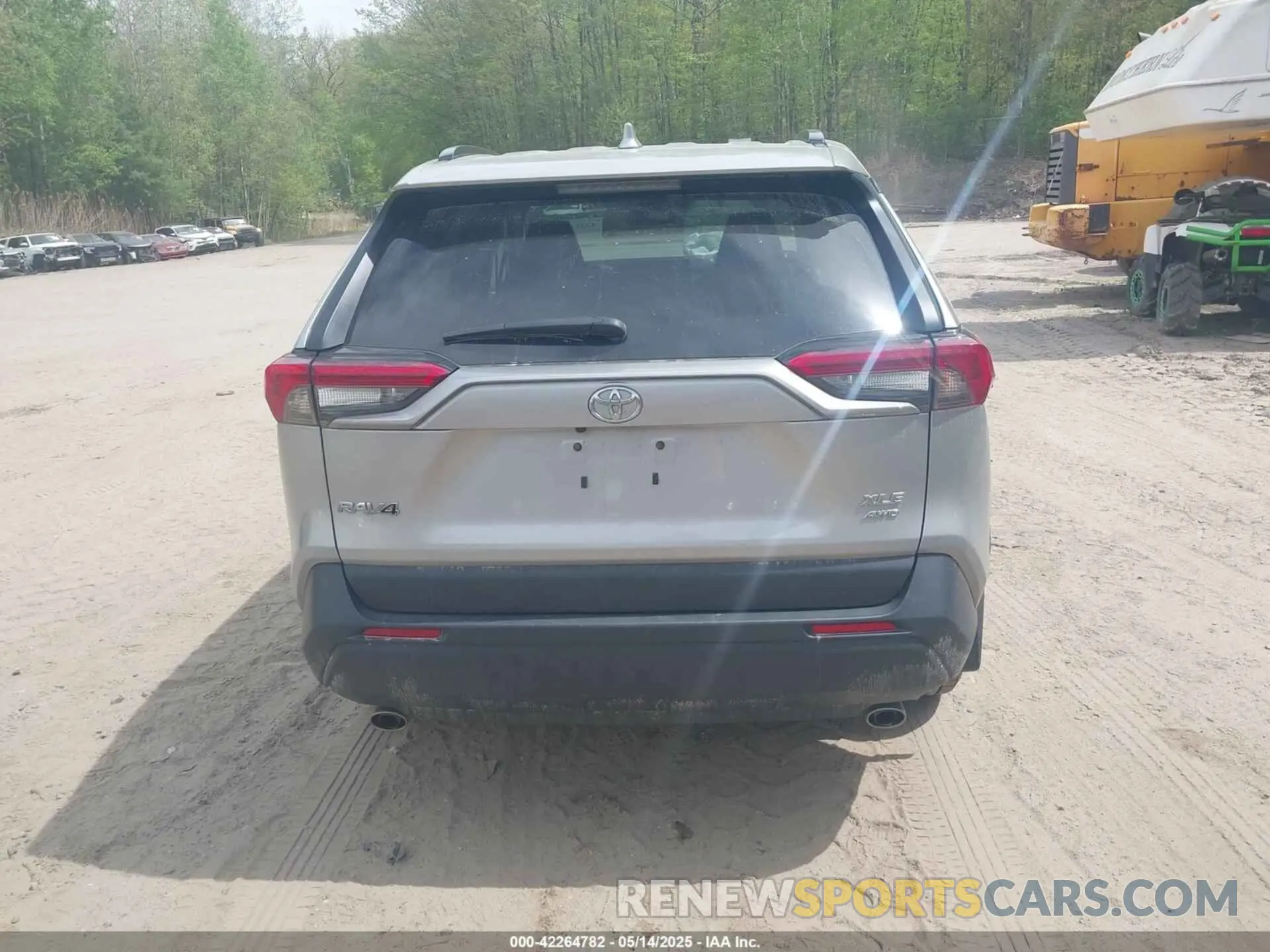 16 fotografías del automóvil dañado 2T3P1RFV8MW169039 TOYOTA RAV4 2021