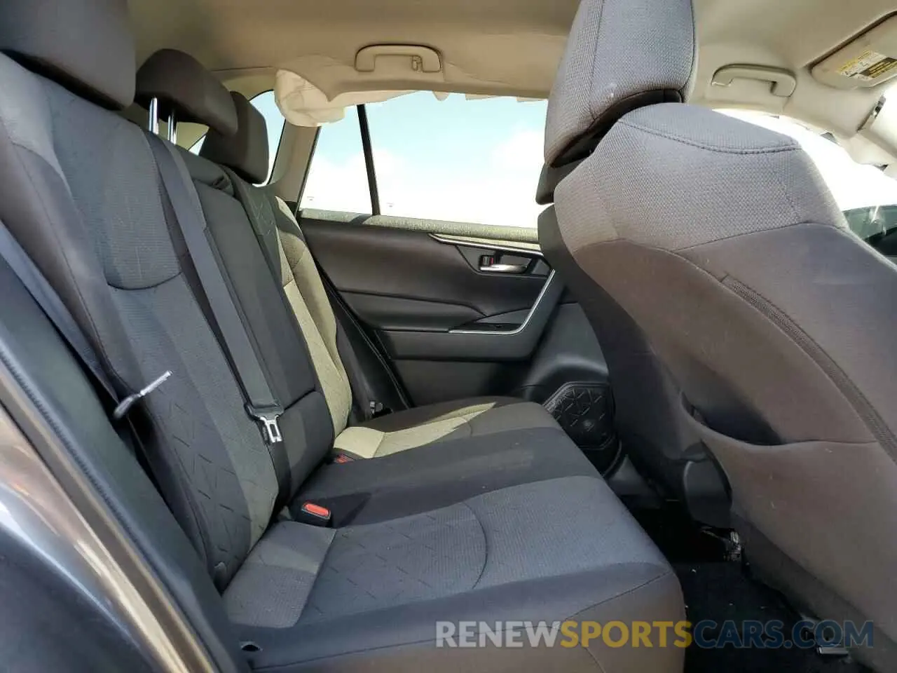11 fotografías del automóvil dañado 2T3P1RFV9MC180908 TOYOTA RAV4 2021