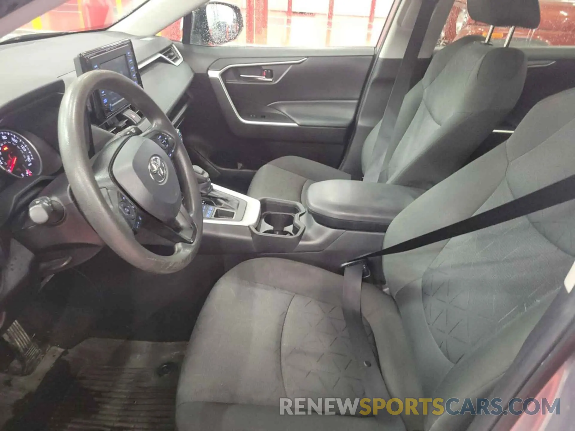 18 fotografías del automóvil dañado 2T3P1RFV9MC233574 TOYOTA RAV4 2021