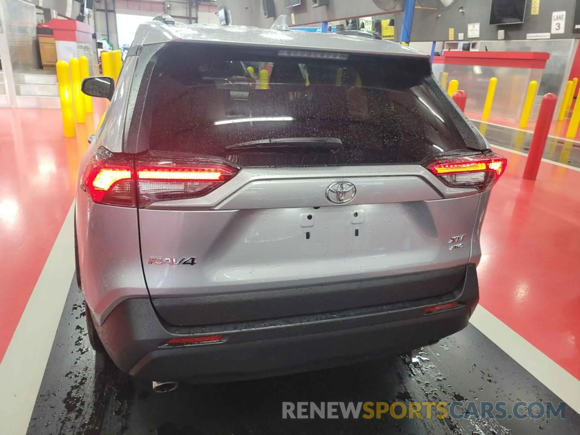 8 fotografías del automóvil dañado 2T3P1RFV9MC233574 TOYOTA RAV4 2021
