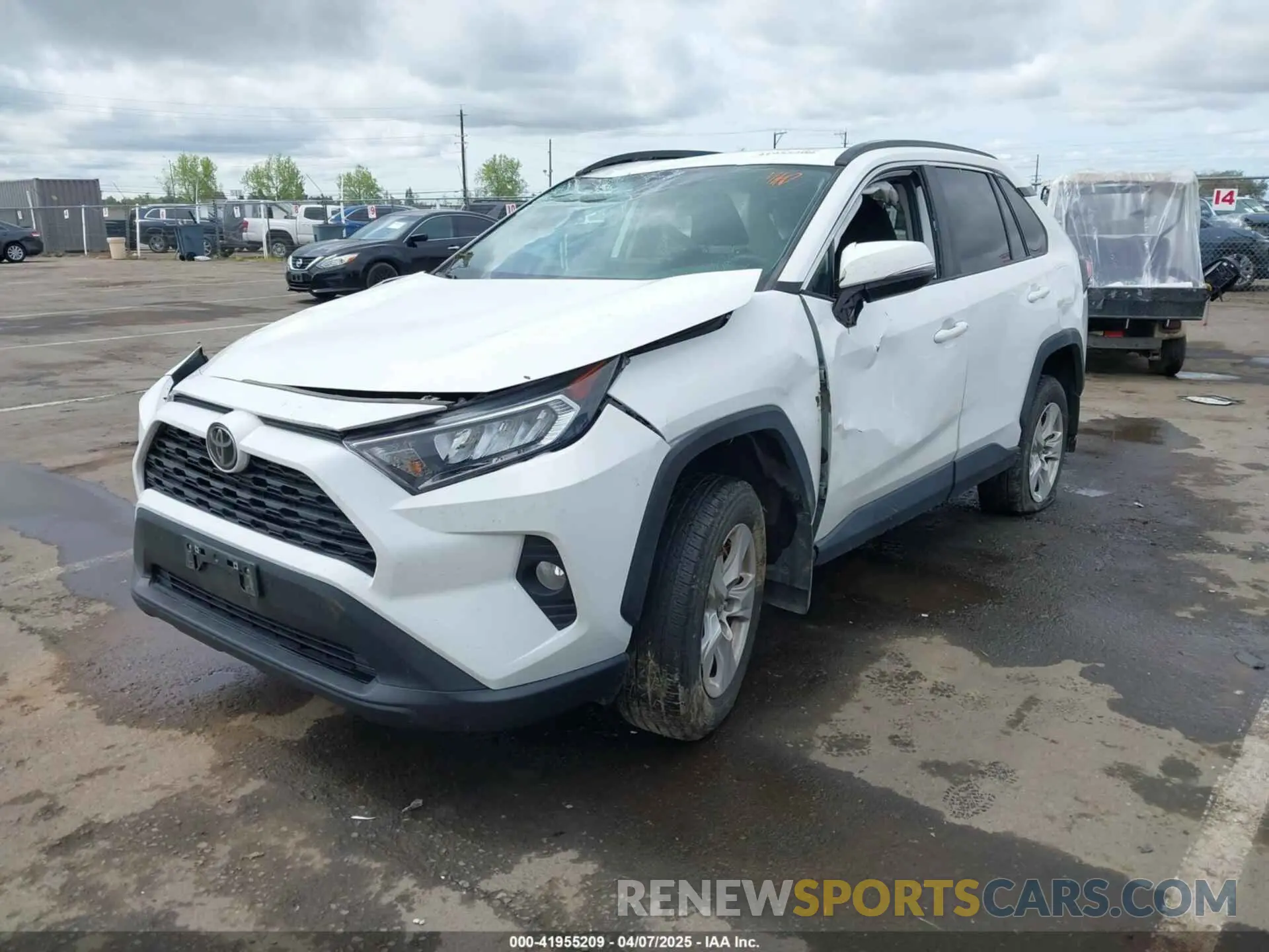 2 fotografías del automóvil dañado 2T3P1RFV9MW185380 TOYOTA RAV4 2021