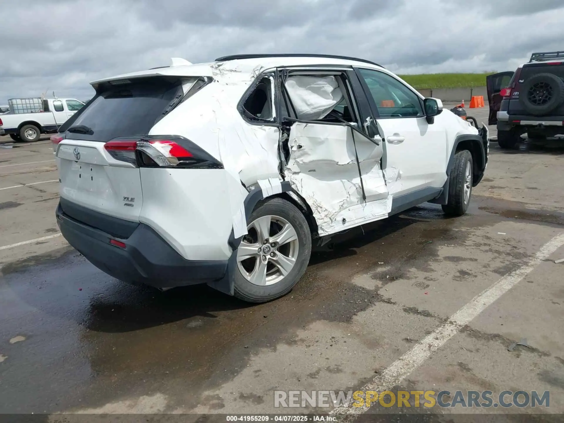 4 fotografías del automóvil dañado 2T3P1RFV9MW185380 TOYOTA RAV4 2021