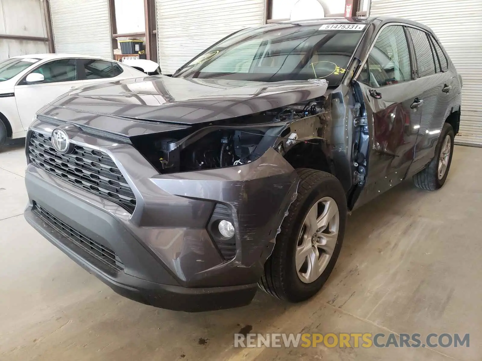 2 fotografías del automóvil dañado 2T3P1RFVXMC155158 TOYOTA RAV4 2021