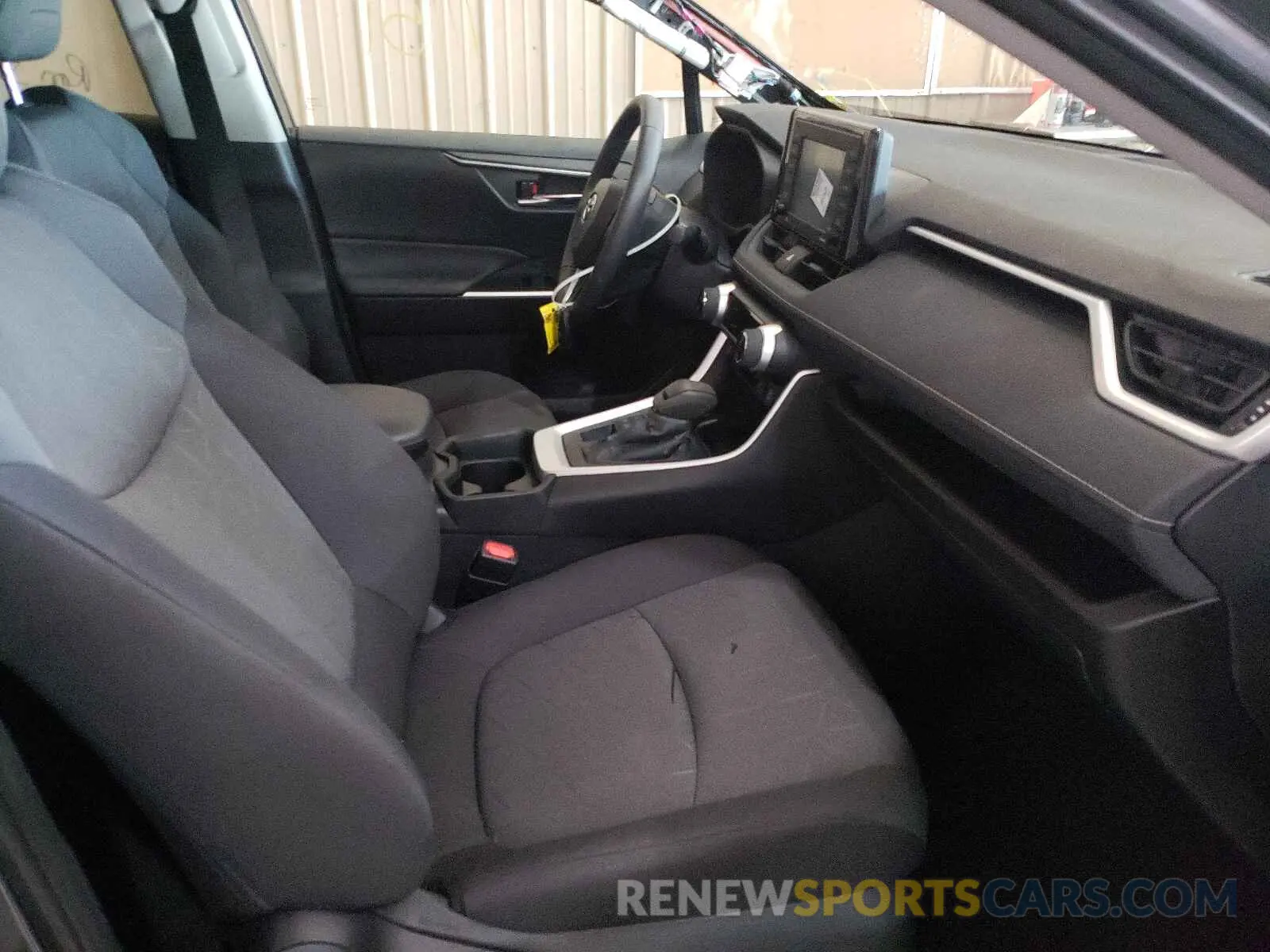5 fotografías del automóvil dañado 2T3P1RFVXMC155158 TOYOTA RAV4 2021