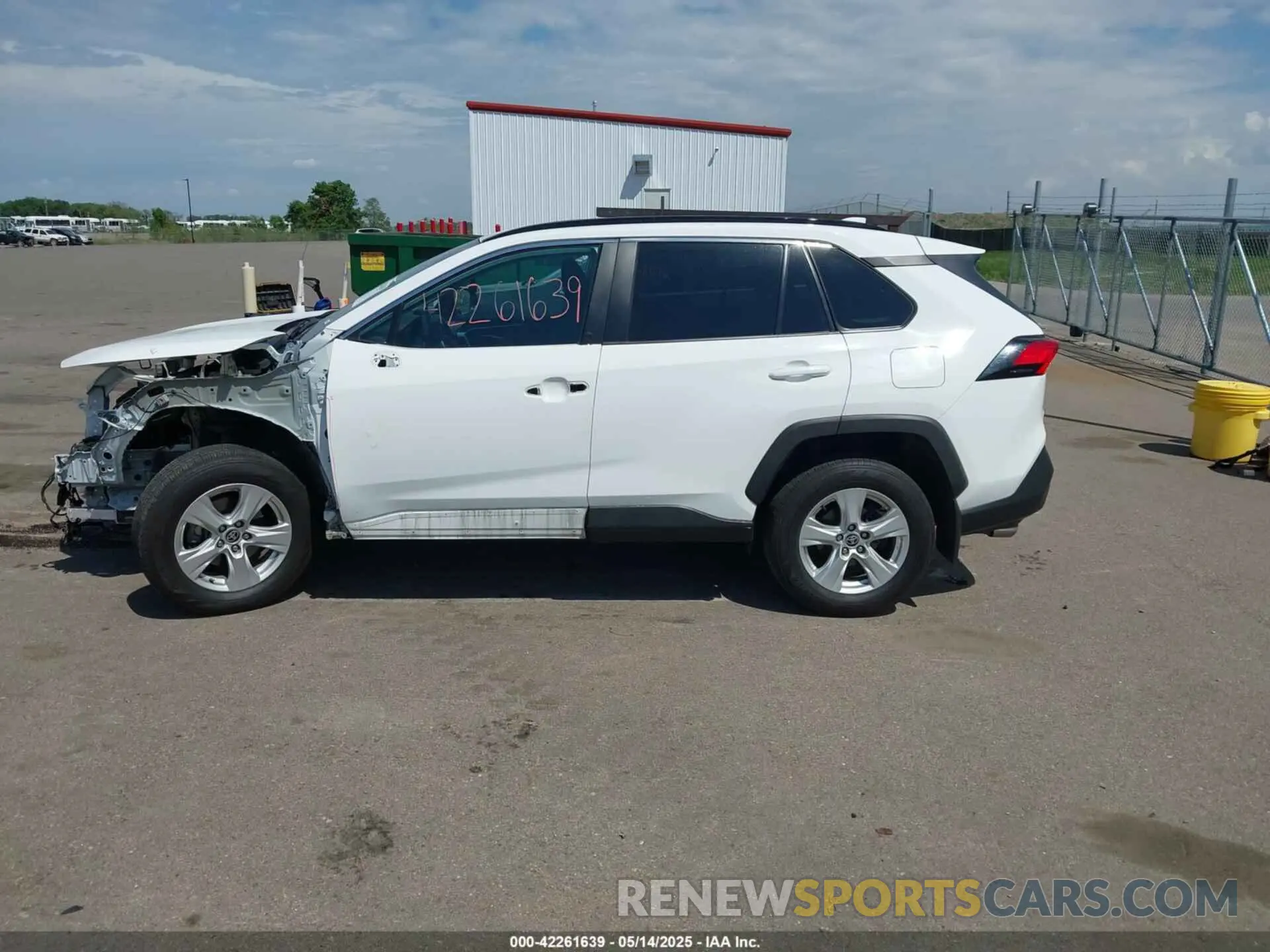 15 fotografías del automóvil dañado 2T3P1RFVXMC202835 TOYOTA RAV4 2021