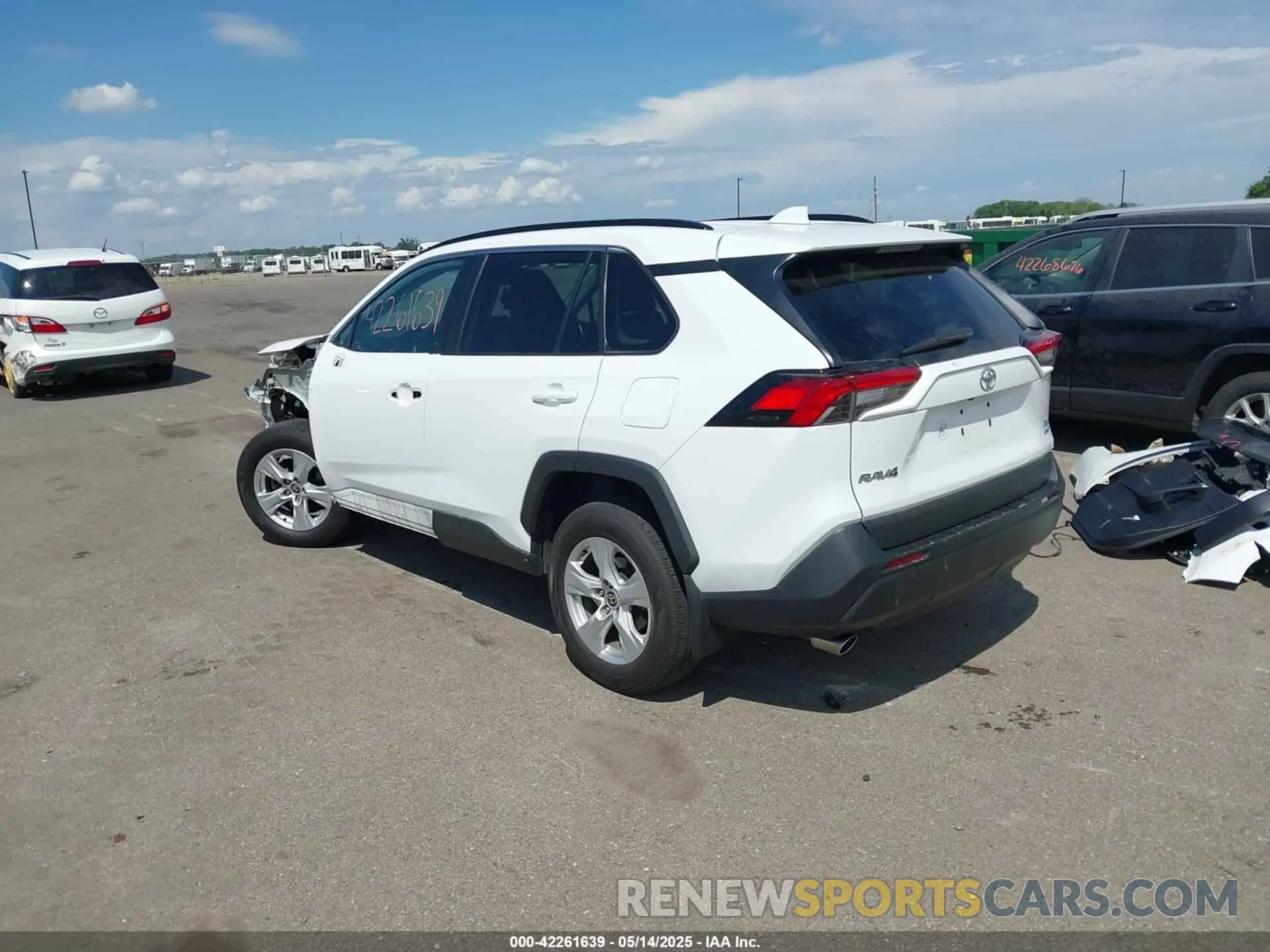 3 fotografías del automóvil dañado 2T3P1RFVXMC202835 TOYOTA RAV4 2021