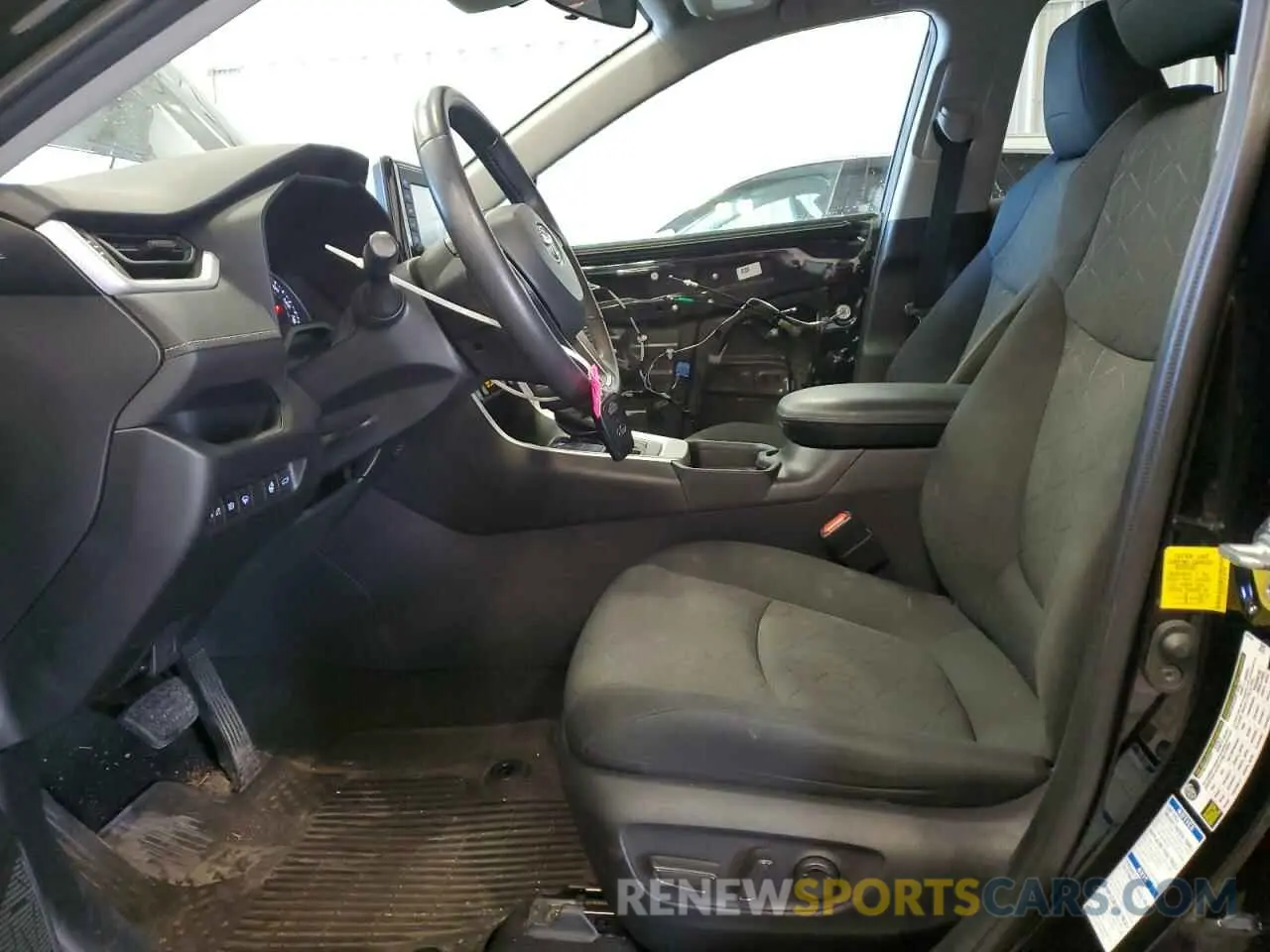 7 fotografías del automóvil dañado 2T3P1RFVXMC207145 TOYOTA RAV4 2021