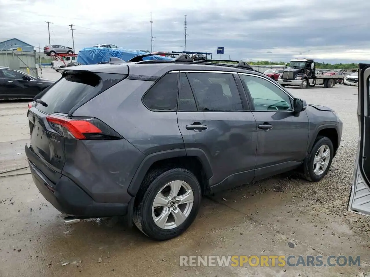 3 fotografías del automóvil dañado 2T3P1RFVXMC212362 TOYOTA RAV4 2021