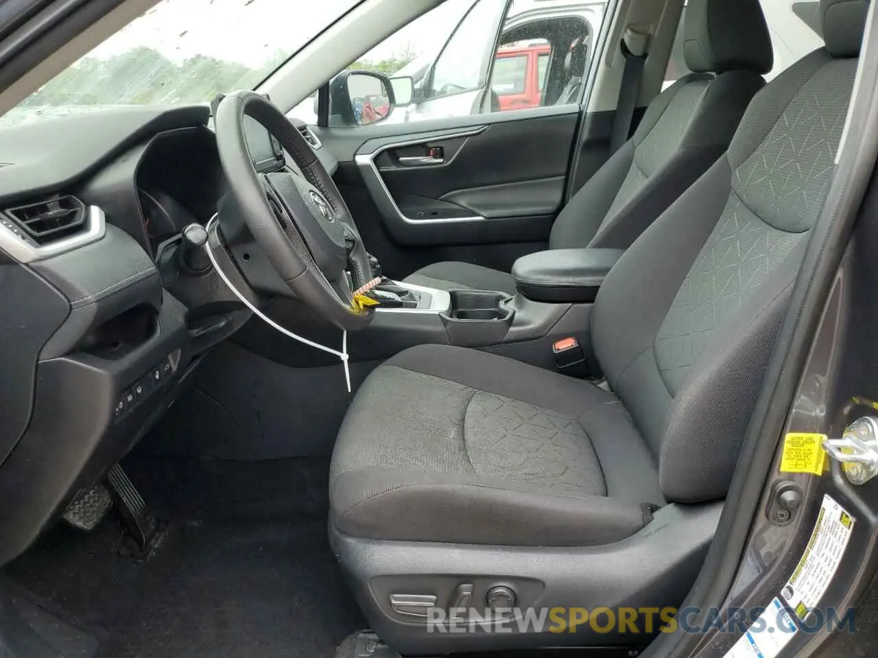 7 fotografías del automóvil dañado 2T3P1RFVXMC212362 TOYOTA RAV4 2021