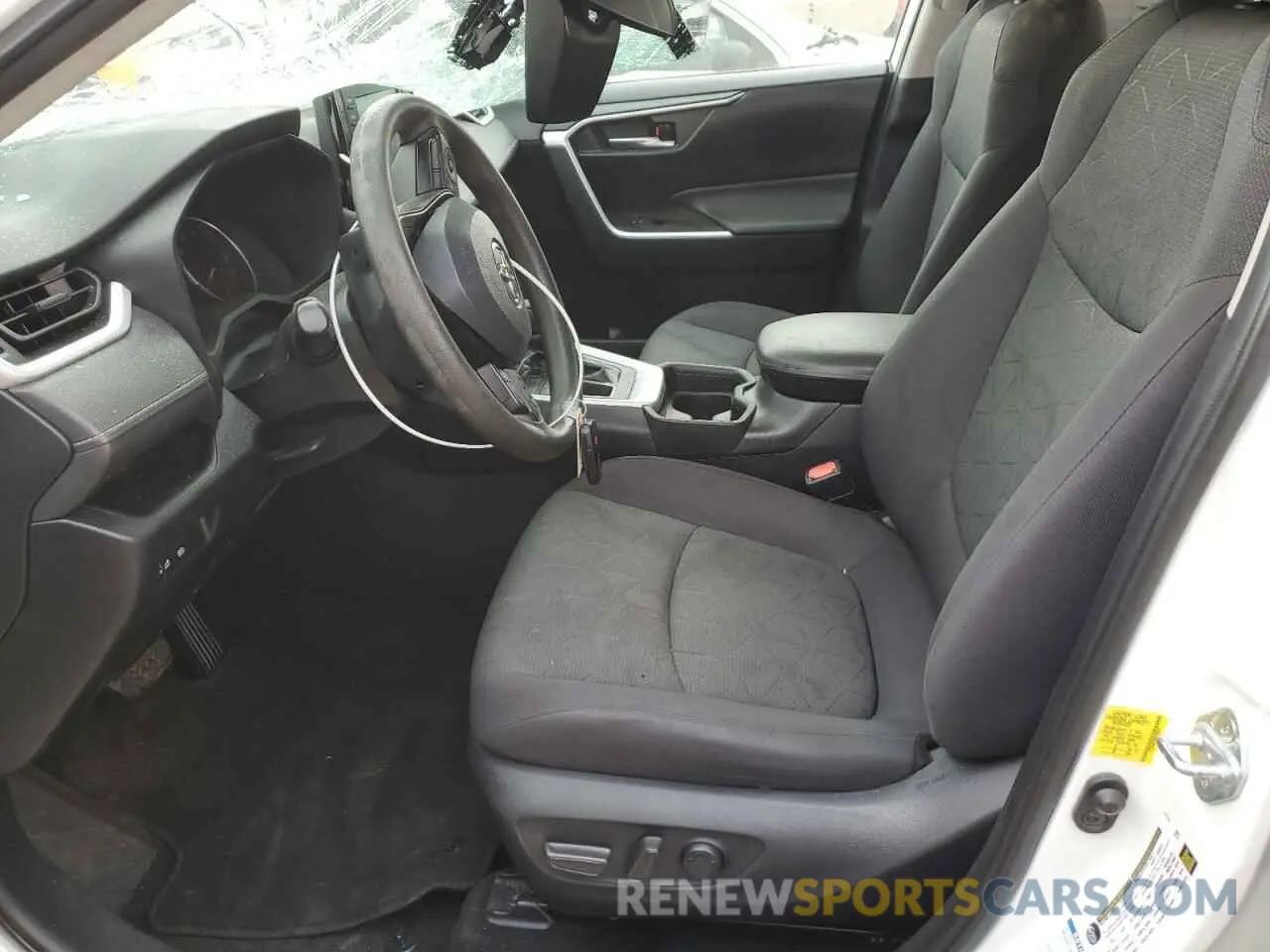 7 fotografías del automóvil dañado 2T3P1RFVXMC225516 TOYOTA RAV4 2021