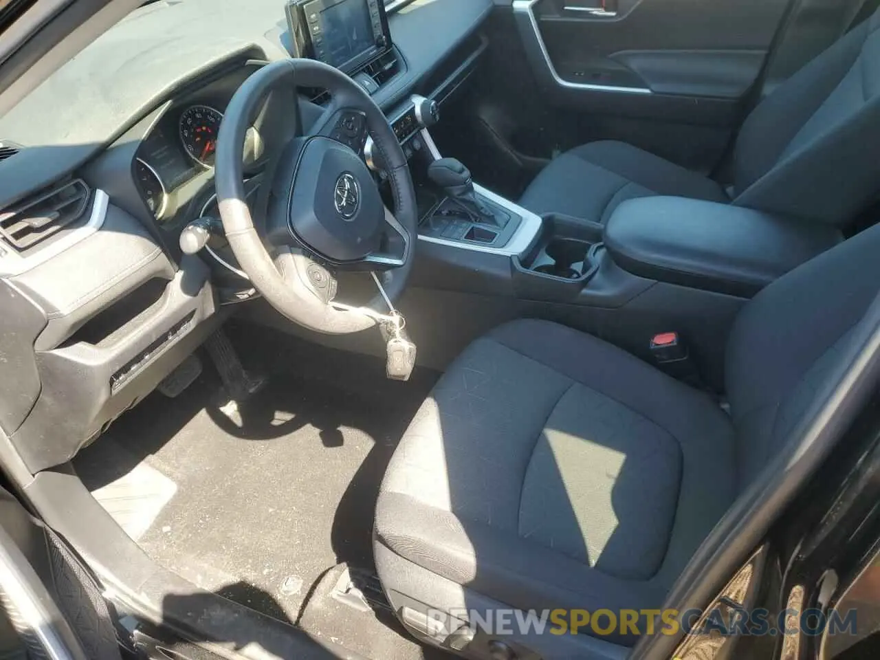 7 fotografías del automóvil dañado 2T3P1RFVXMC229260 TOYOTA RAV4 2021