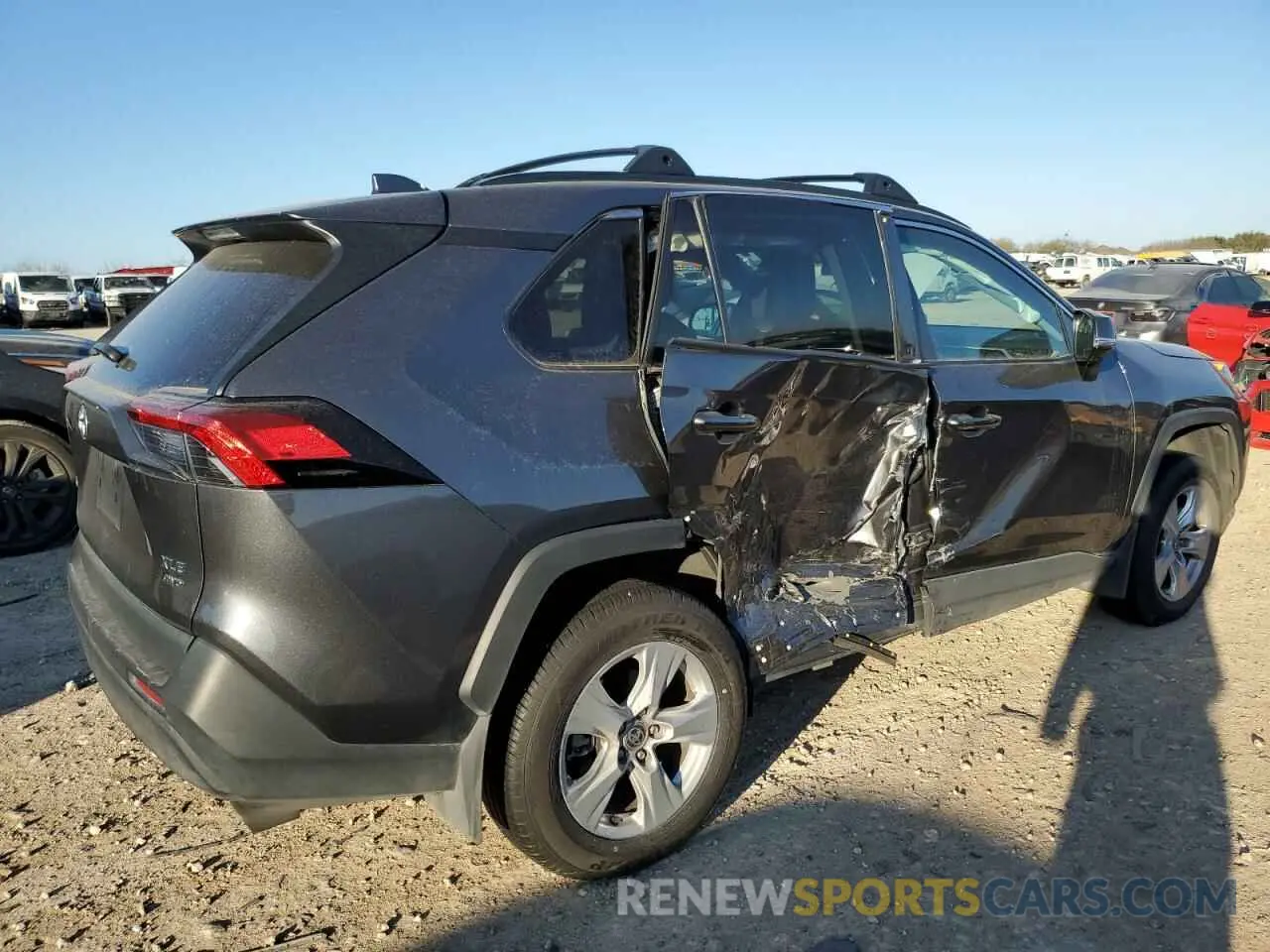 3 fotografías del automóvil dañado 2T3P1RFVXMC237472 TOYOTA RAV4 2021