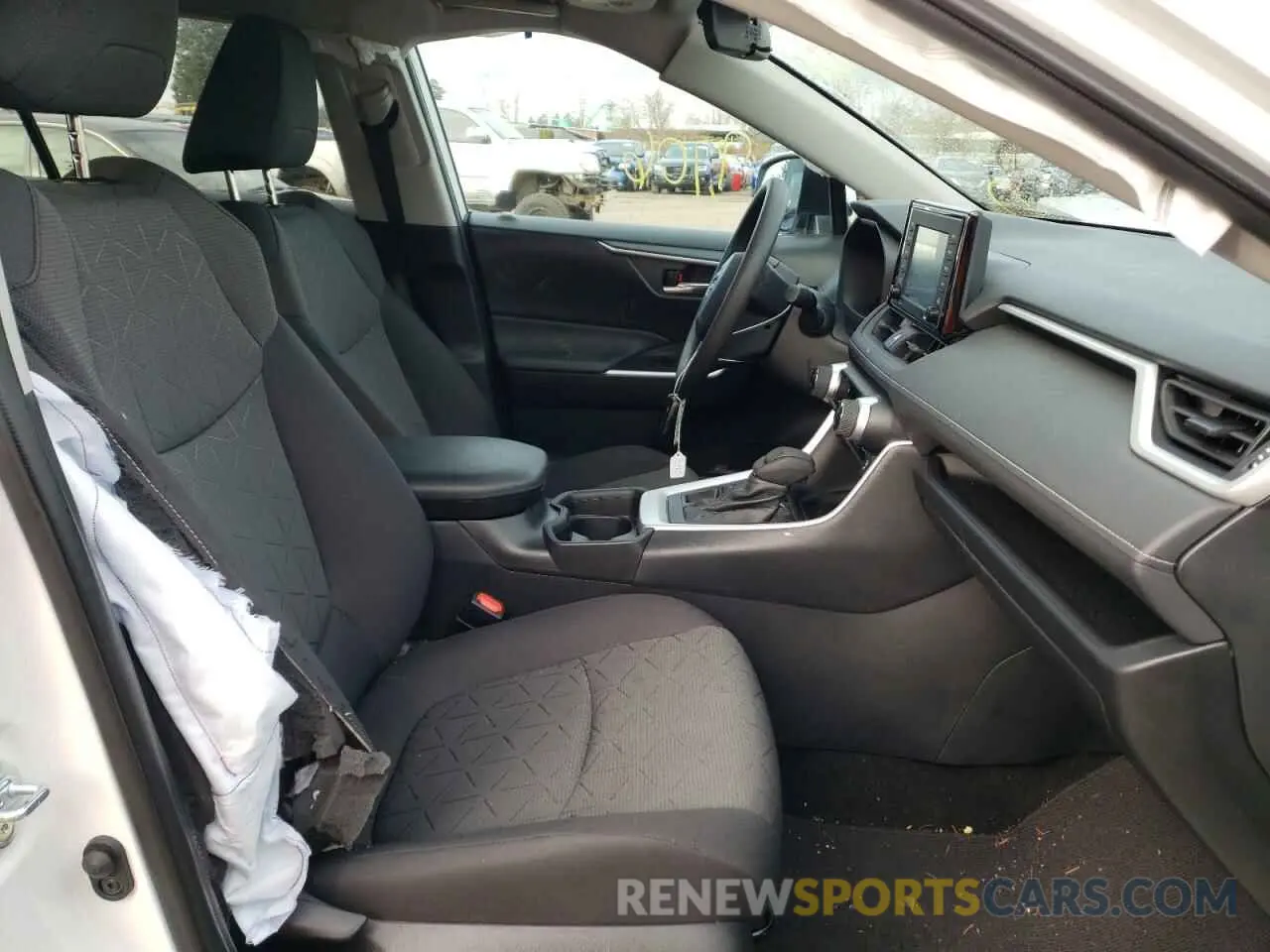 5 fotografías del automóvil dañado 2T3P1RFVXMW154140 TOYOTA RAV4 2021