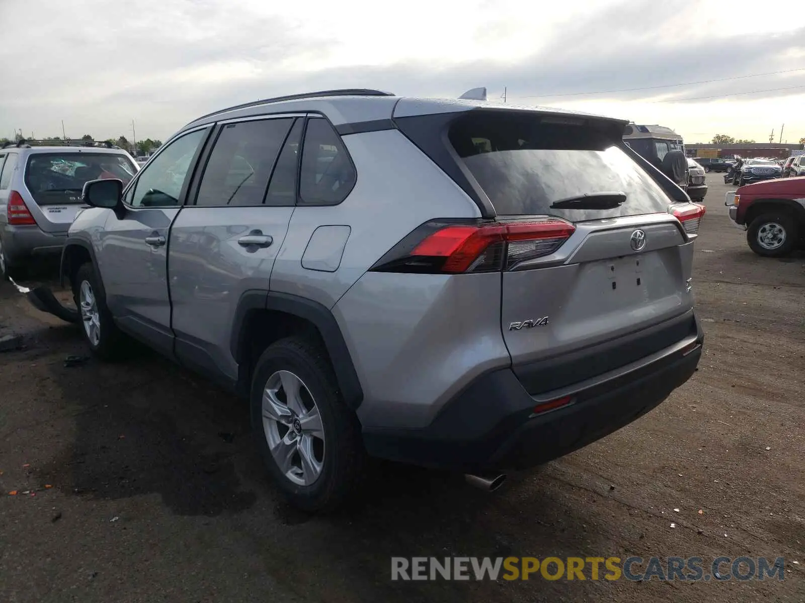 3 fotografías del automóvil dañado 2T3P1RFVXMW165039 TOYOTA RAV4 2021