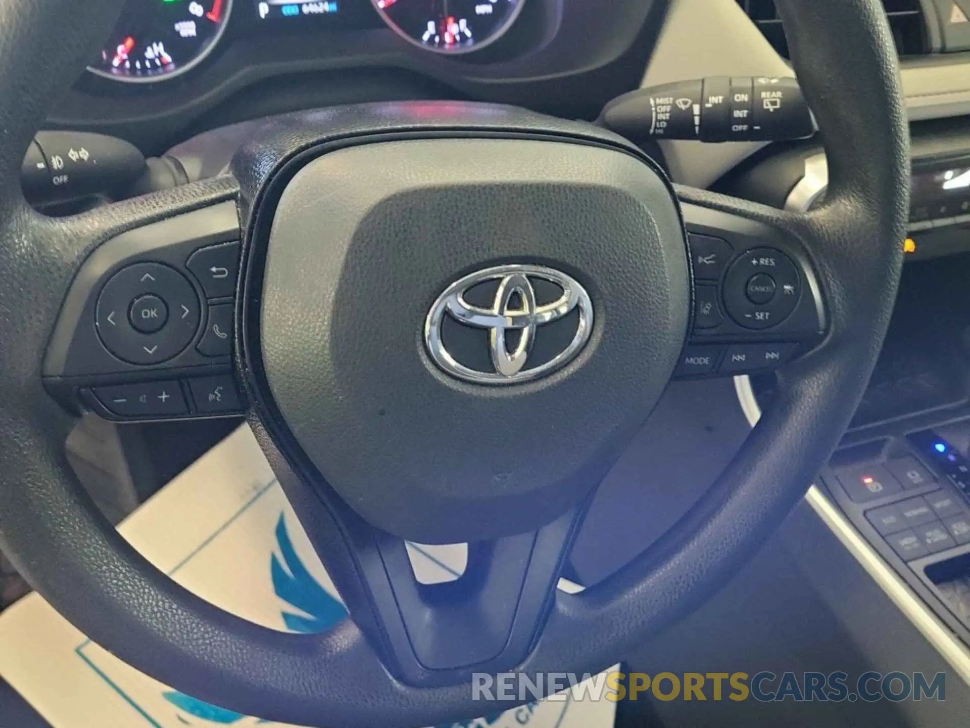 2 fotografías del automóvil dañado 2T3P1RFVXMW206169 TOYOTA RAV4 2021