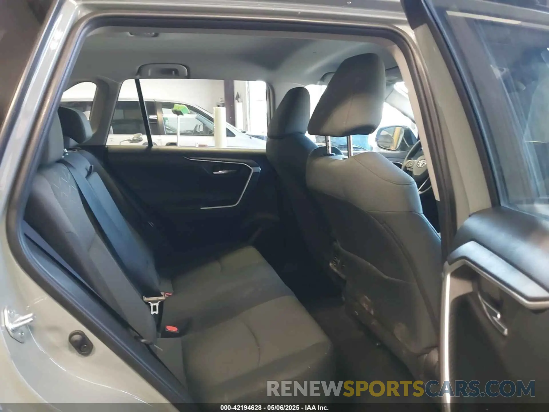 8 fotografías del automóvil dañado 2T3P1RFVXMW207998 TOYOTA RAV4 2021