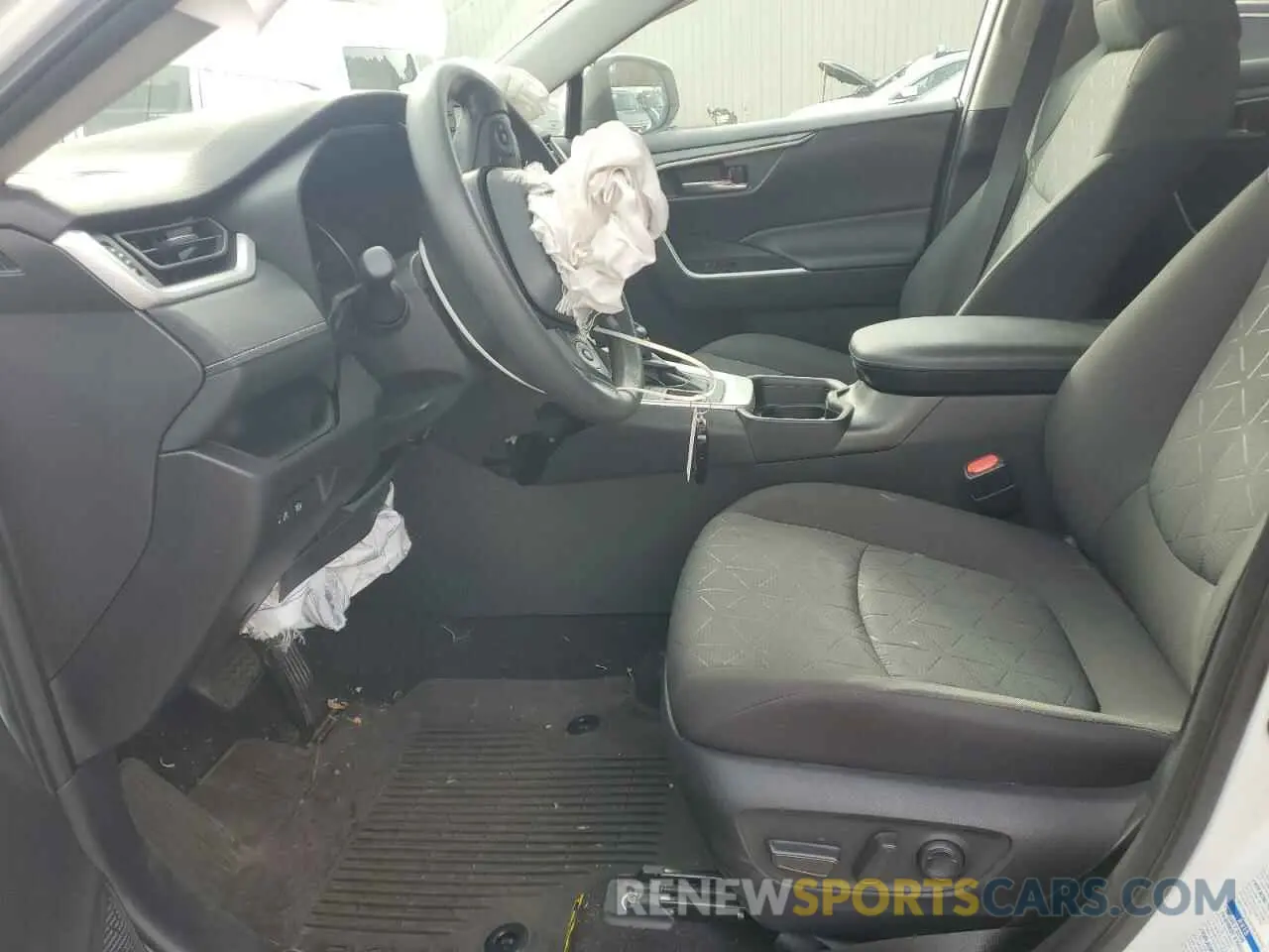7 fotografías del automóvil dañado 2T3P1RFVXMW236580 TOYOTA RAV4 2021