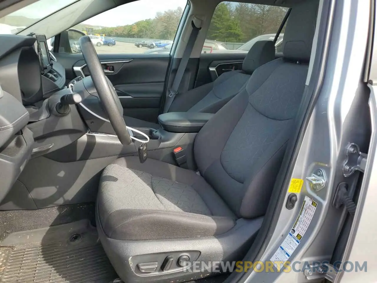 7 fotografías del automóvil dañado 2T3P1RFVXMW241522 TOYOTA RAV4 2021