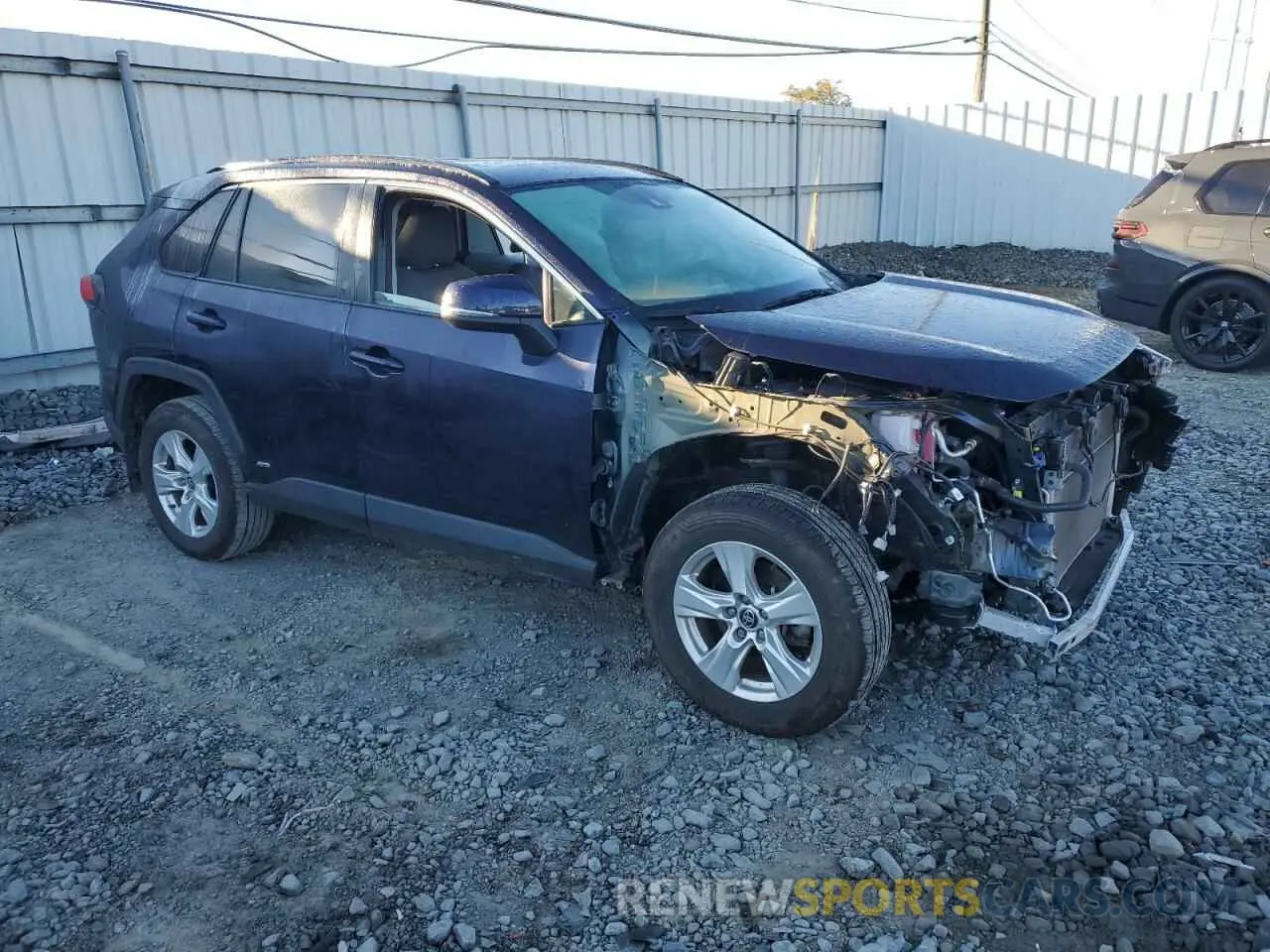 4 fotografías del automóvil dañado 2T3R6RFV0MW011238 TOYOTA RAV4 2021