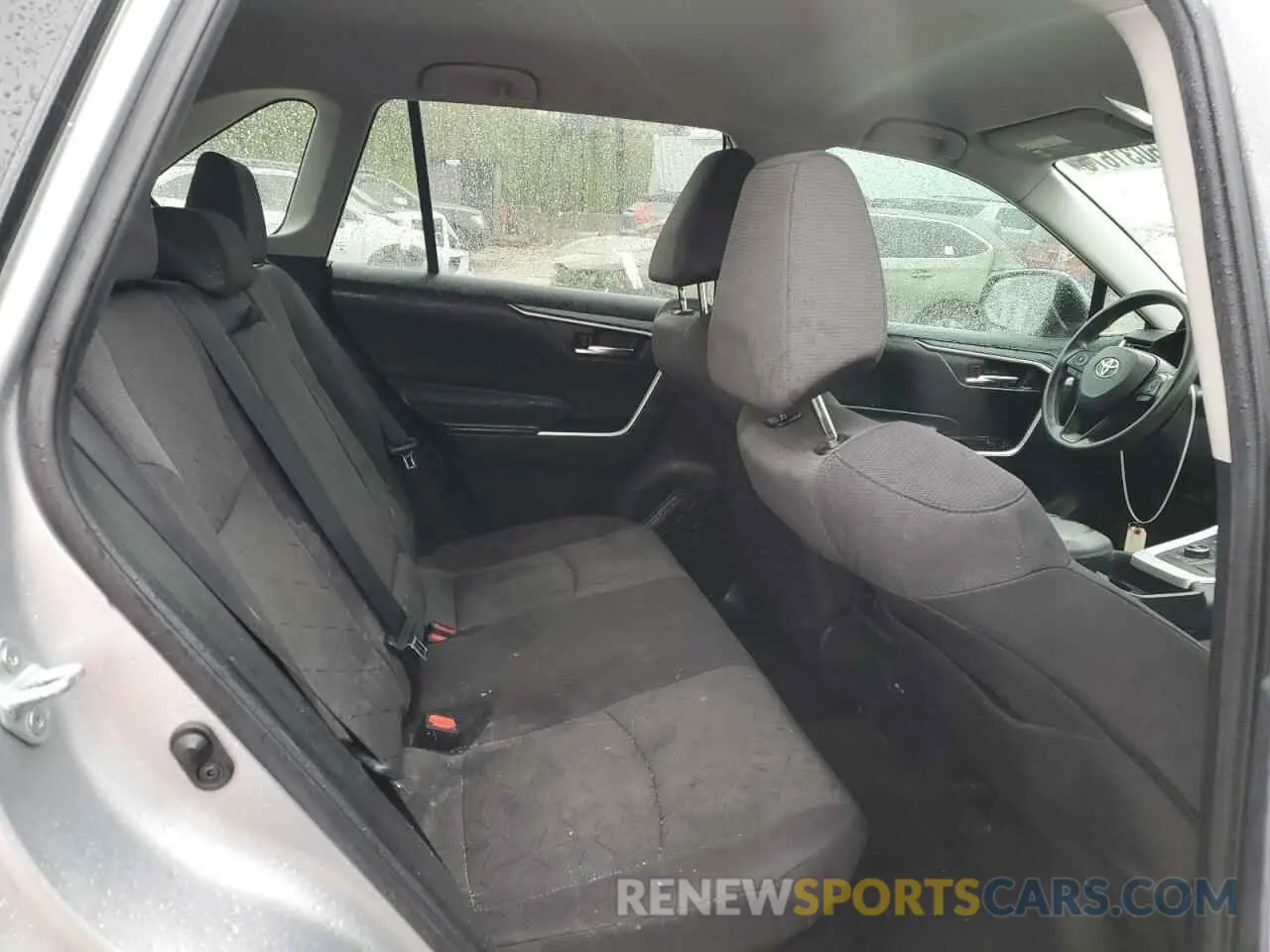 11 fotografías del automóvil dañado 2T3R6RFV0MW012714 TOYOTA RAV4 2021