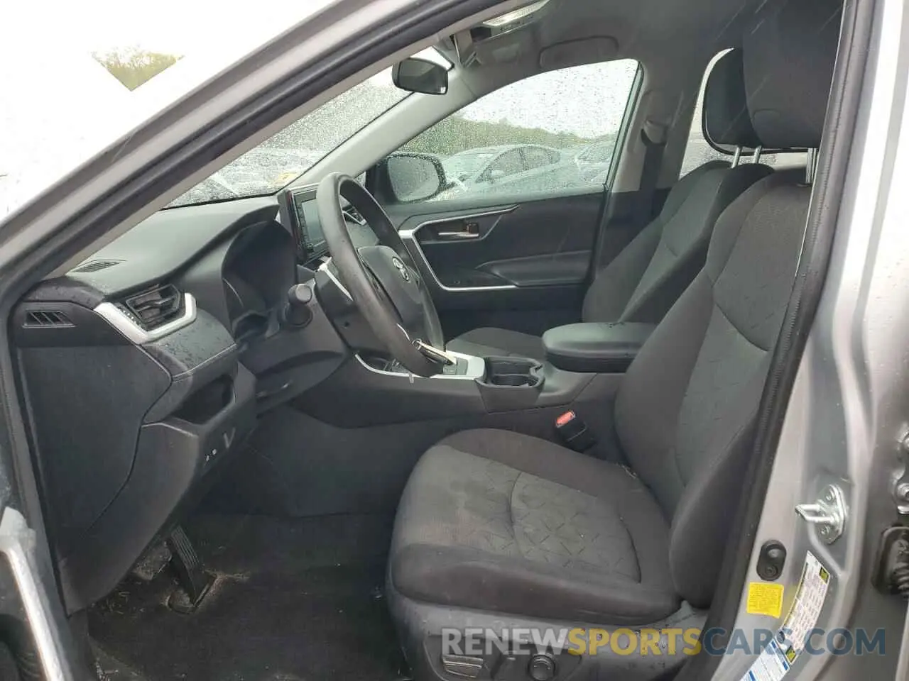 7 fotografías del automóvil dañado 2T3R6RFV0MW012714 TOYOTA RAV4 2021