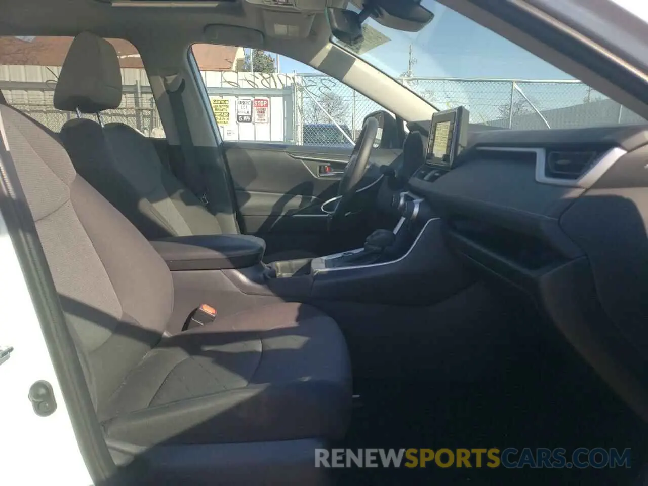 5 fotografías del automóvil dañado 2T3R6RFV1MW004721 TOYOTA RAV4 2021