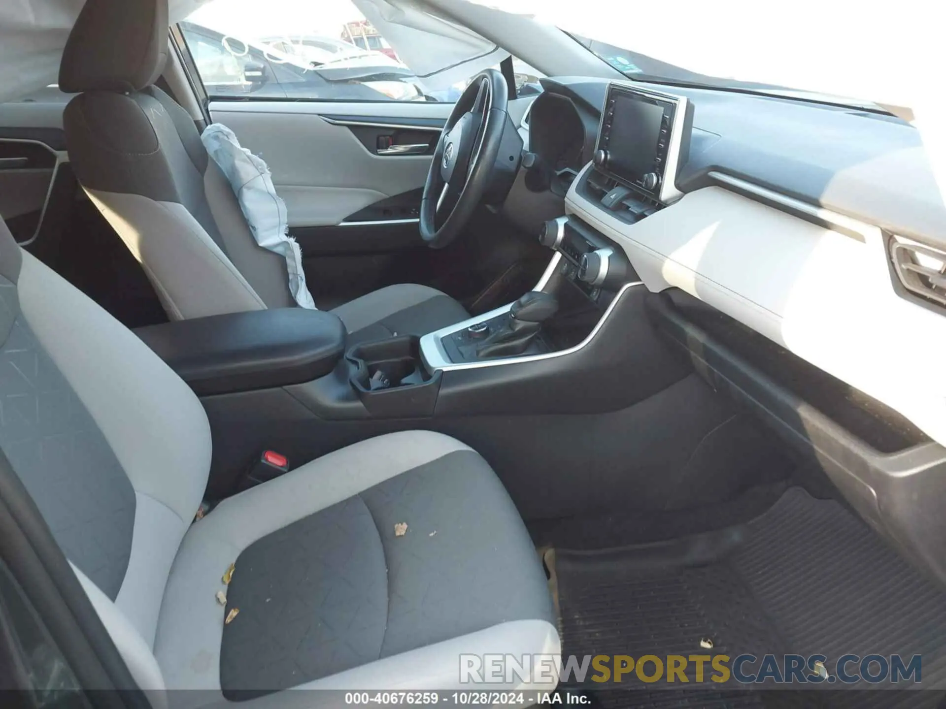 5 fotografías del automóvil dañado 2T3R6RFV5MW006312 TOYOTA RAV4 2021