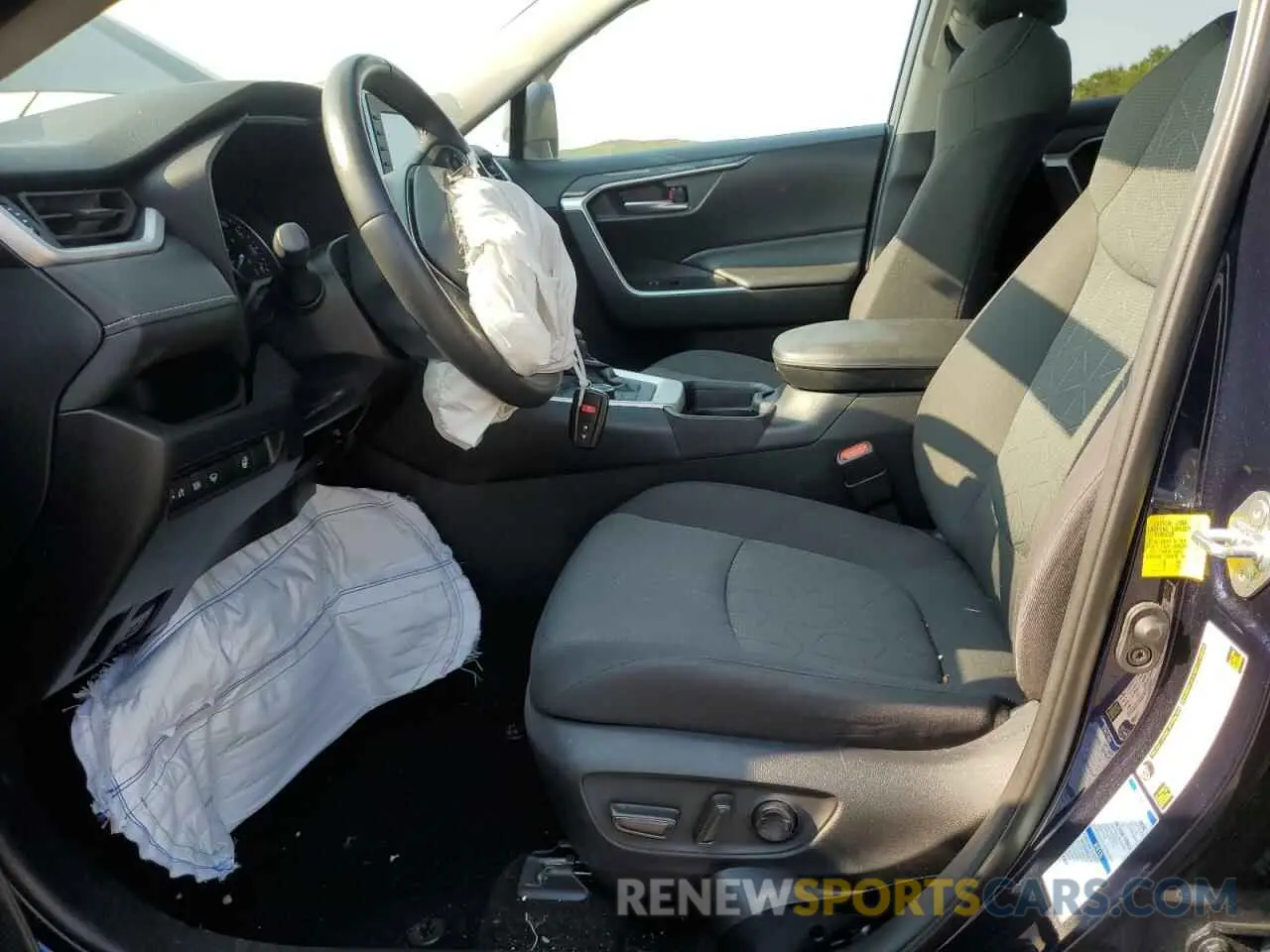 7 fotografías del automóvil dañado 2T3R6RFV5MW006553 TOYOTA RAV4 2021