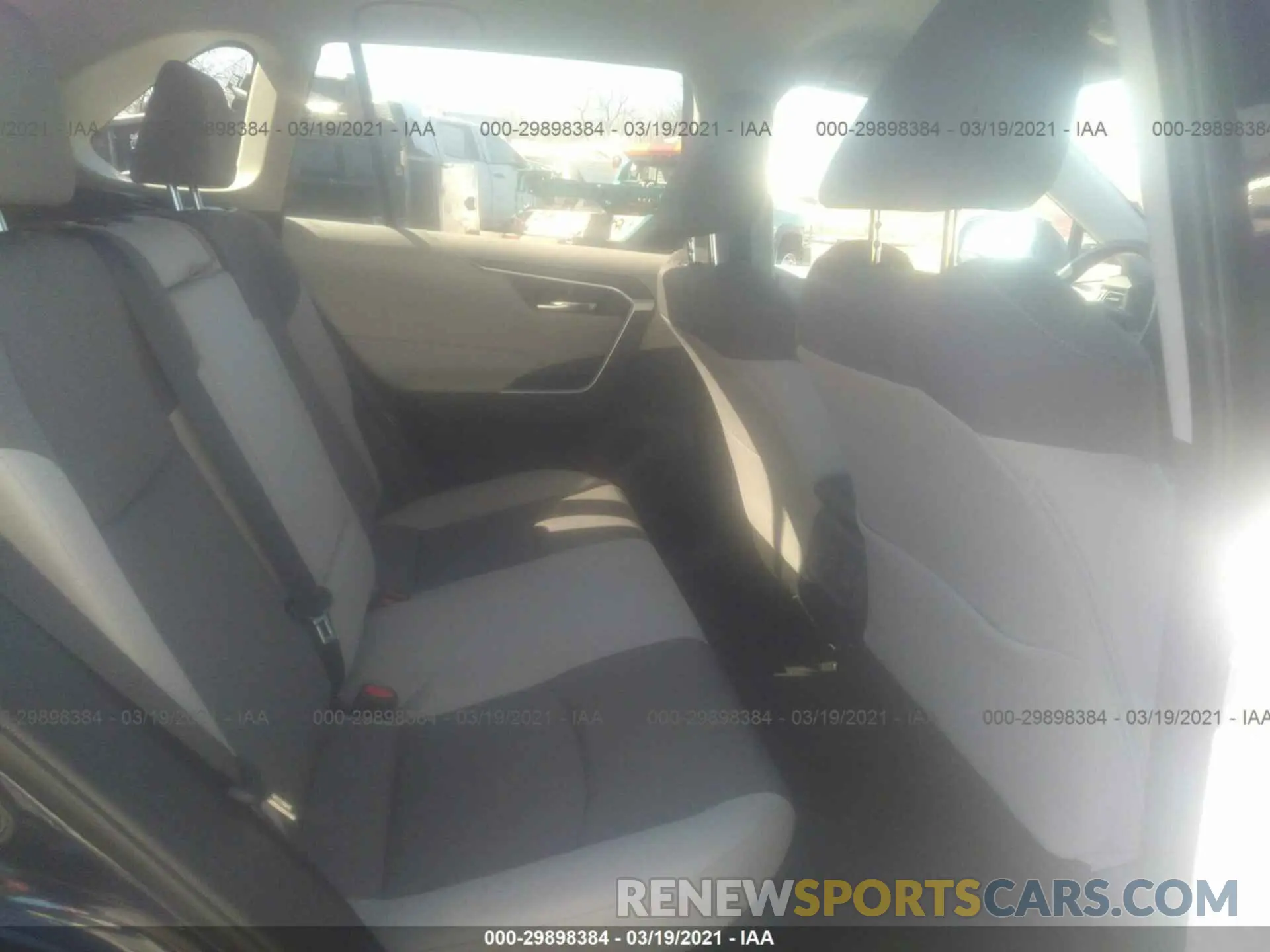 8 fotografías del automóvil dañado 2T3R6RFV7MW014976 TOYOTA RAV4 2021