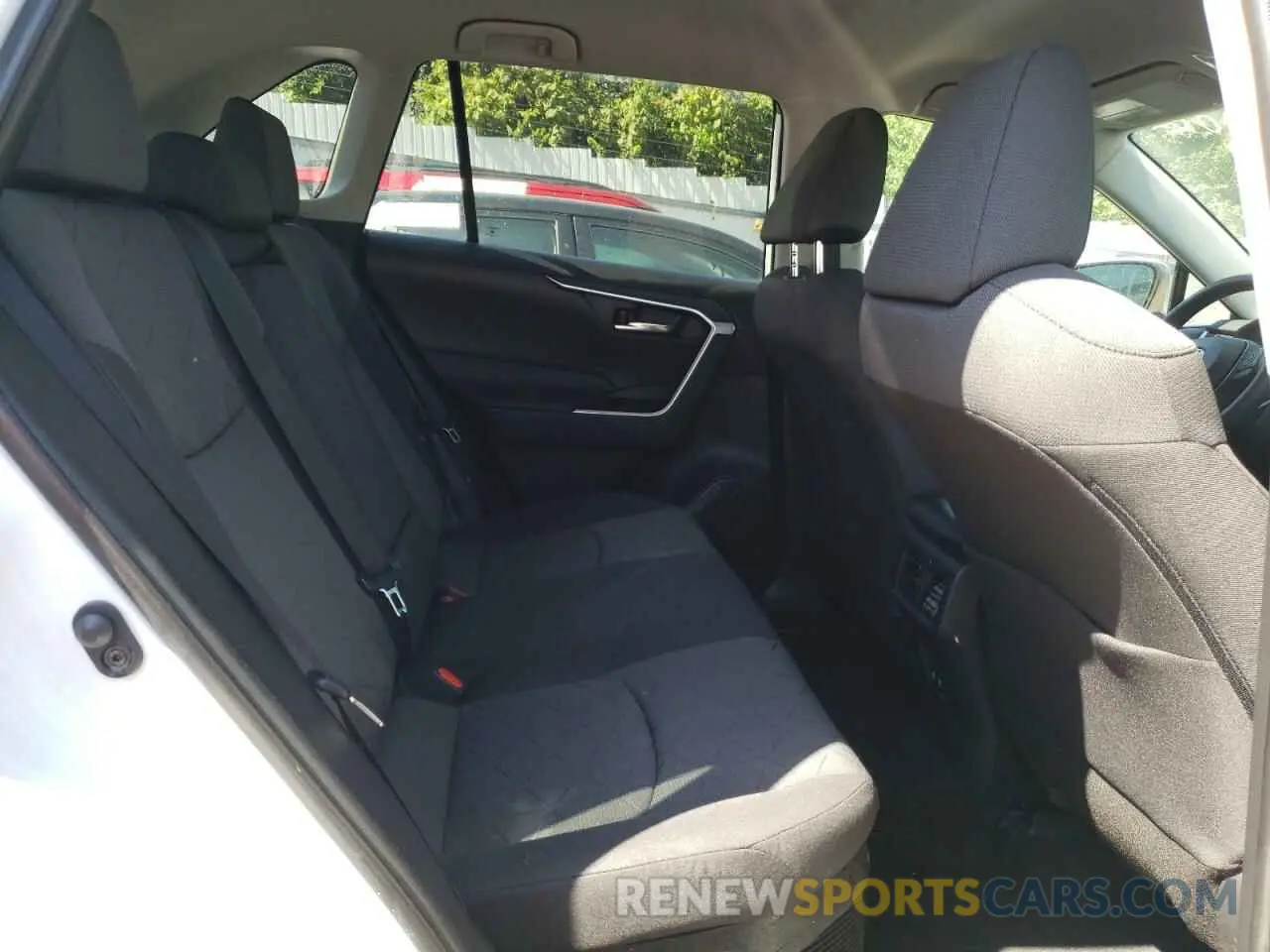 6 fotografías del automóvil dañado 2T3R6RFVXMW012574 TOYOTA RAV4 2021