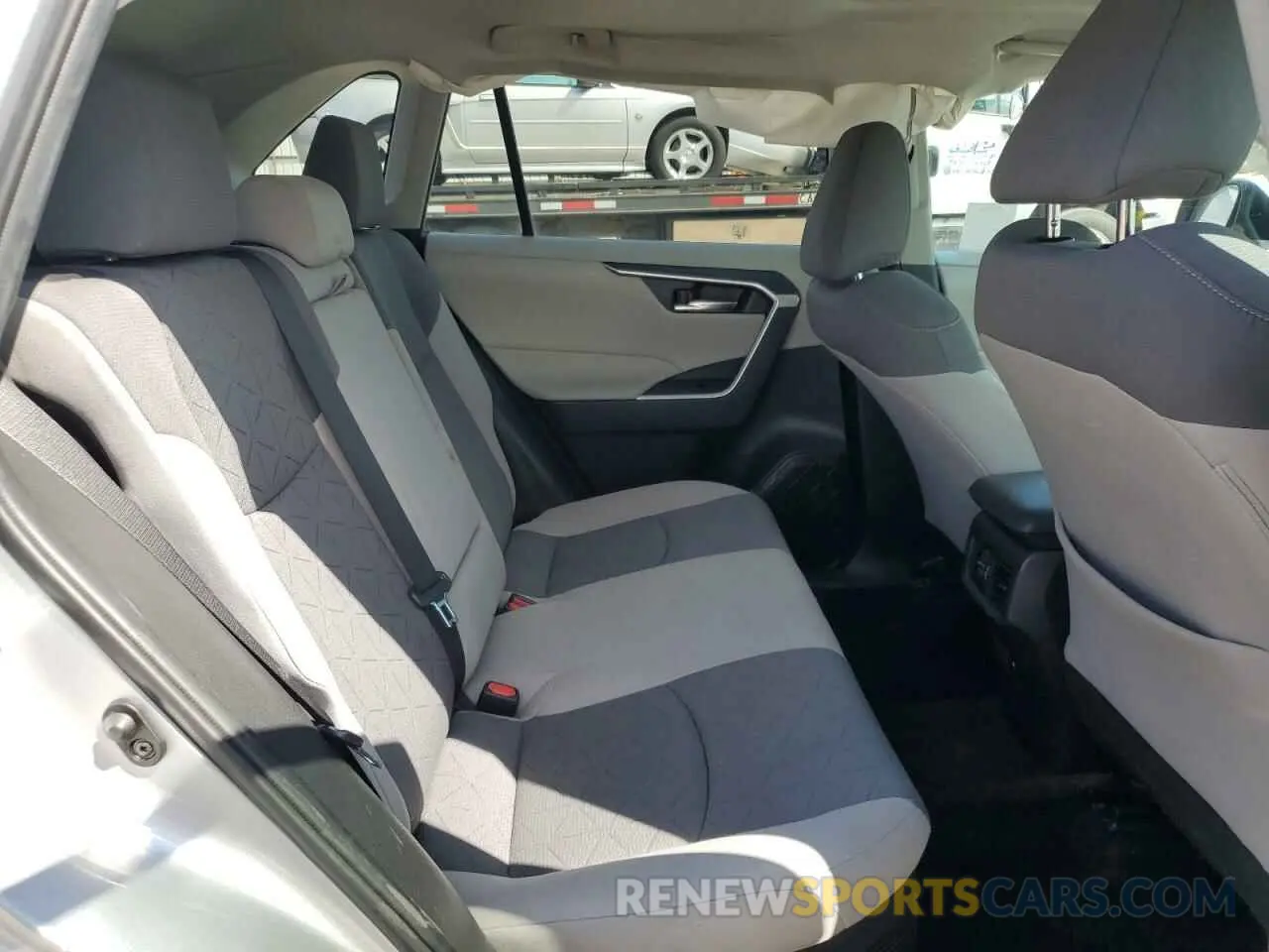11 fotografías del automóvil dañado 2T3RWRFV9MW121785 TOYOTA RAV4 2021